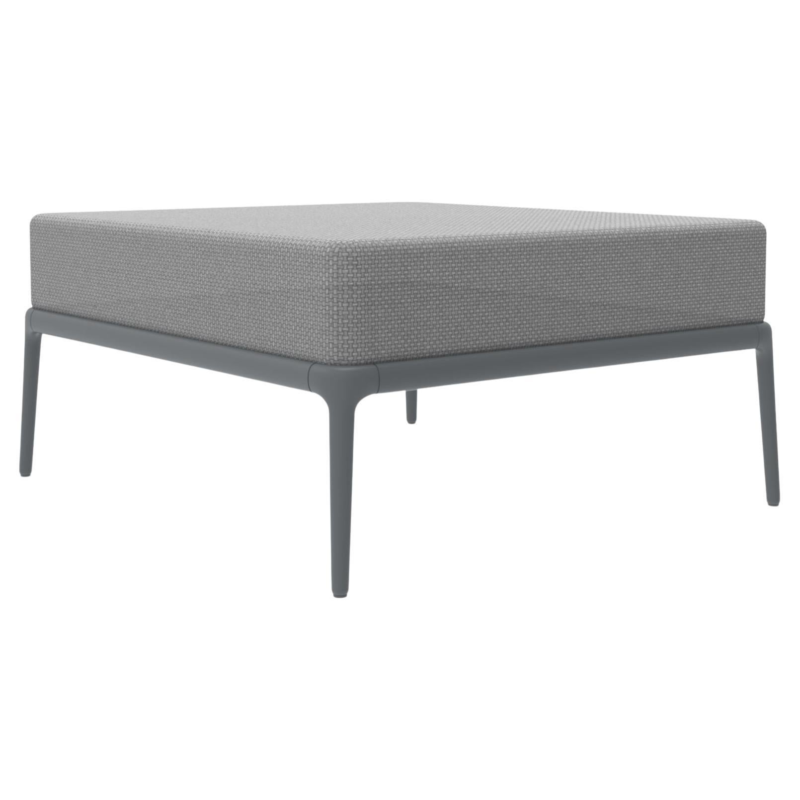 Xaloc Grey Chaise Longue by Mowee