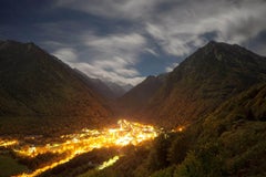 Río de Xavier Dumoulin - Fotografía nocturna, paisaje, montañas, luz, árboles