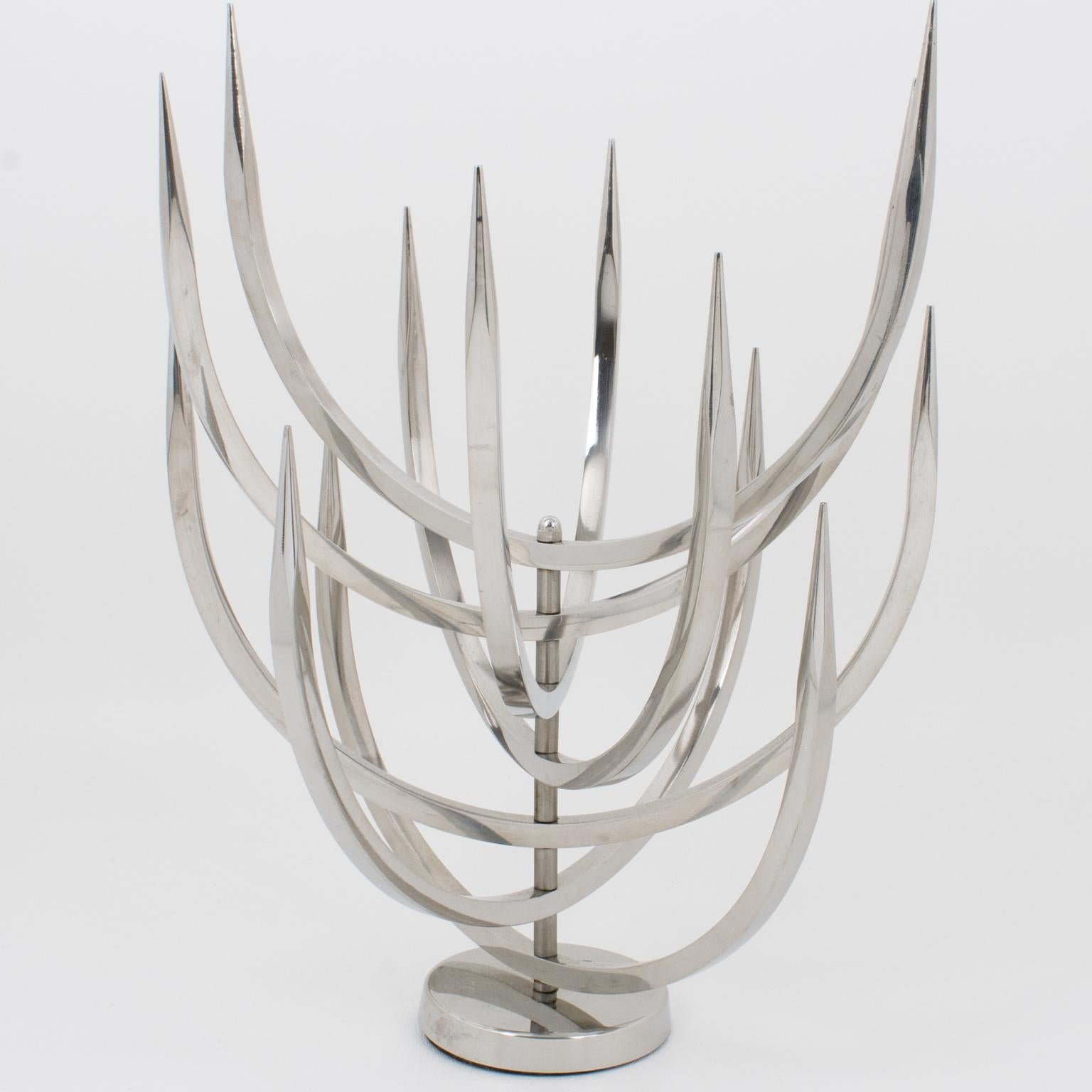 Moderno Scultura cinetica brutalista di Xavier-Feal, Albero delle candele, 1970 ca. in vendita