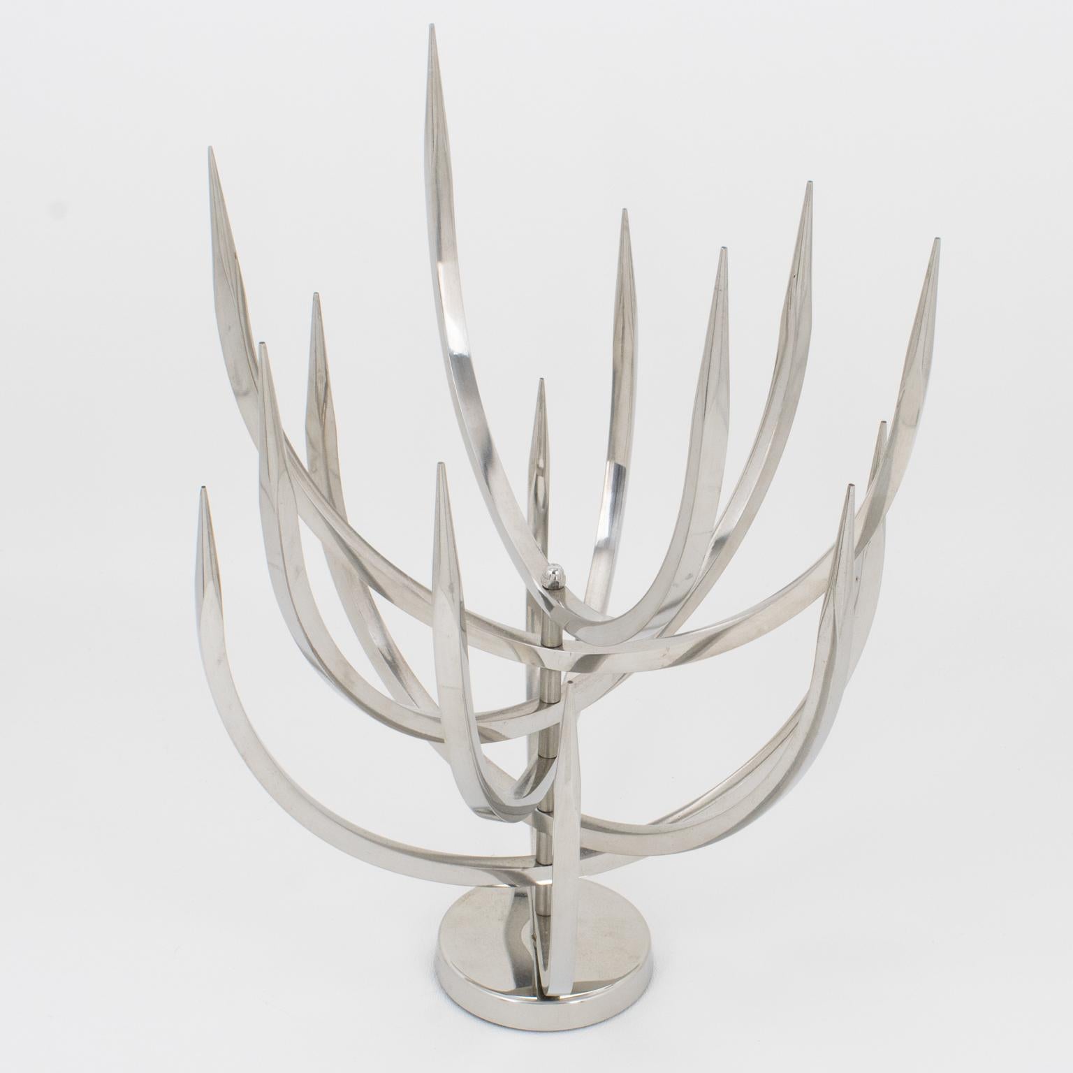 Francese Scultura cinetica brutalista di Xavier-Feal, Albero delle candele, 1970 ca. in vendita