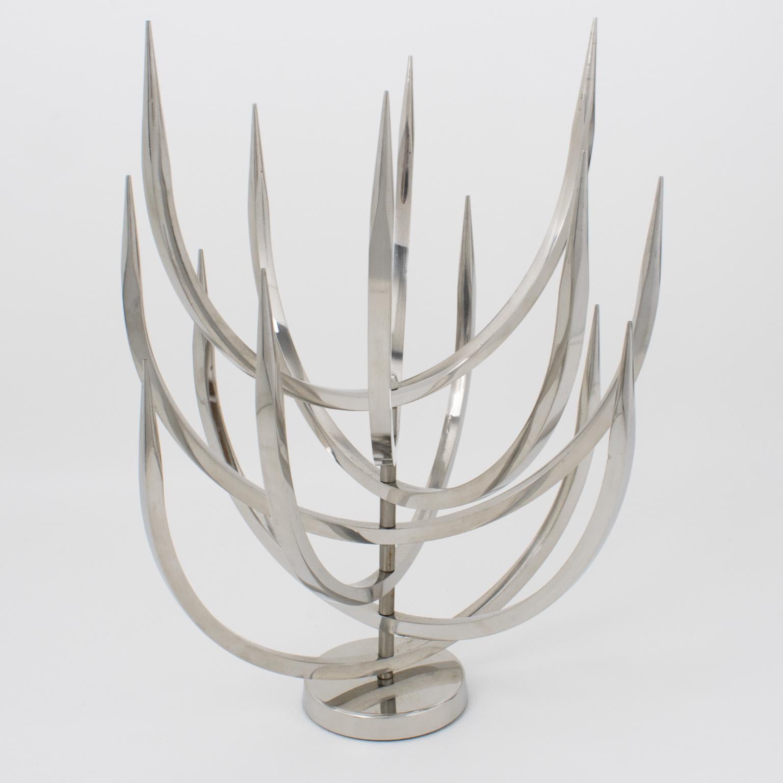 Scultura cinetica brutalista di Xavier-Feal, Albero delle candele, 1970 ca. In condizioni ottime in vendita a Atlanta, GA