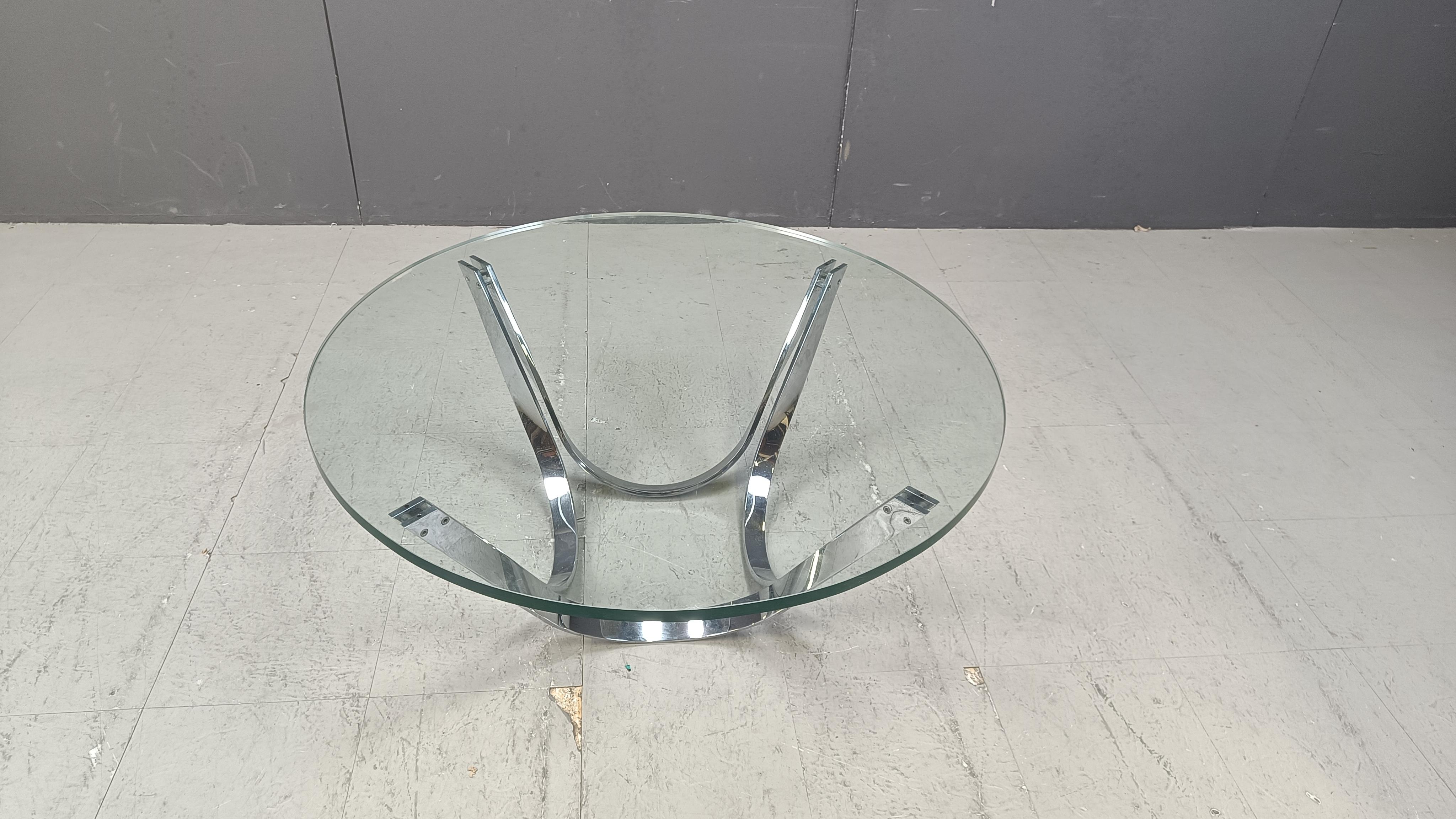 
Vintage sculptural chrome leg and thick glass coffee table model 2075 designed in 1969 by Werner Linder for Bacher.

1960s - Germany

Very good condition

Height: 42cm
Diameter: 100cm

Ref.: 25022201

*All images are part of the description
*We can