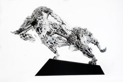 The Conqueror, Desktop Mechanical Bull Run Modern Art, Animal Figurine In Stock