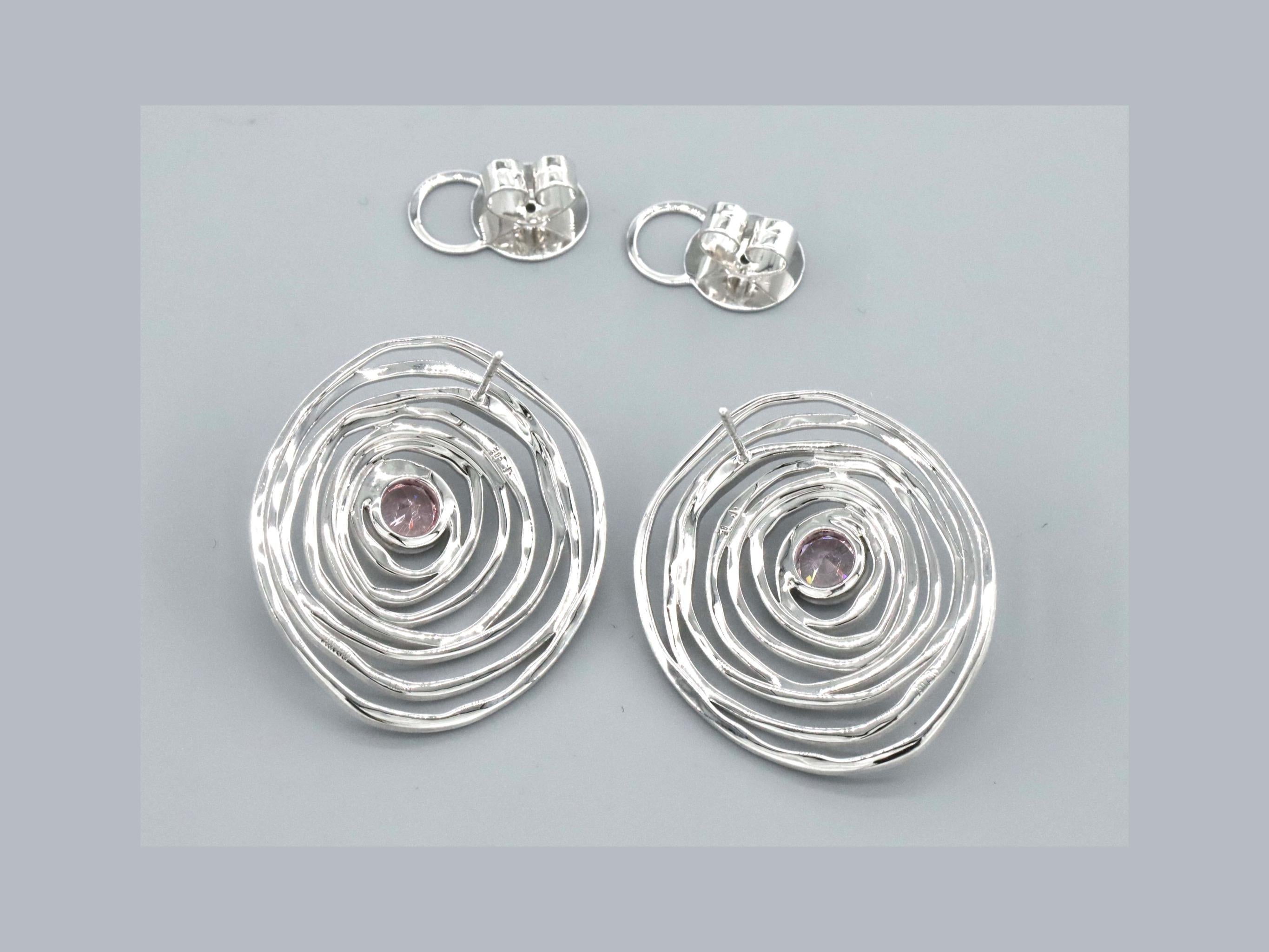 Brilliant Cut Xiao Guan Jewelry Ripples Collection Colored Stones 18K Gold Earrings For Sale