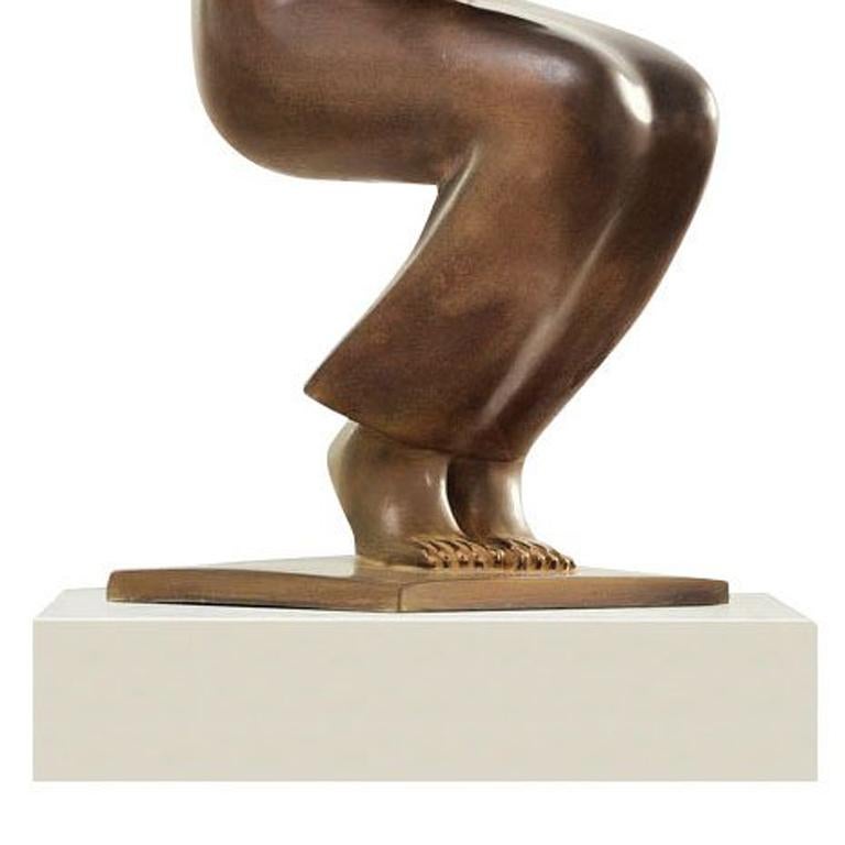 A beautiful contemporary bronze sculpture, evocative of a timeless appeal.

Xie Ai Ge is one of the more promising young sculptors of her generation in the world. She has exhibited in Asia, Europe and North America. Her works are in many notable
