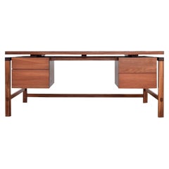 "Xilte" Desk