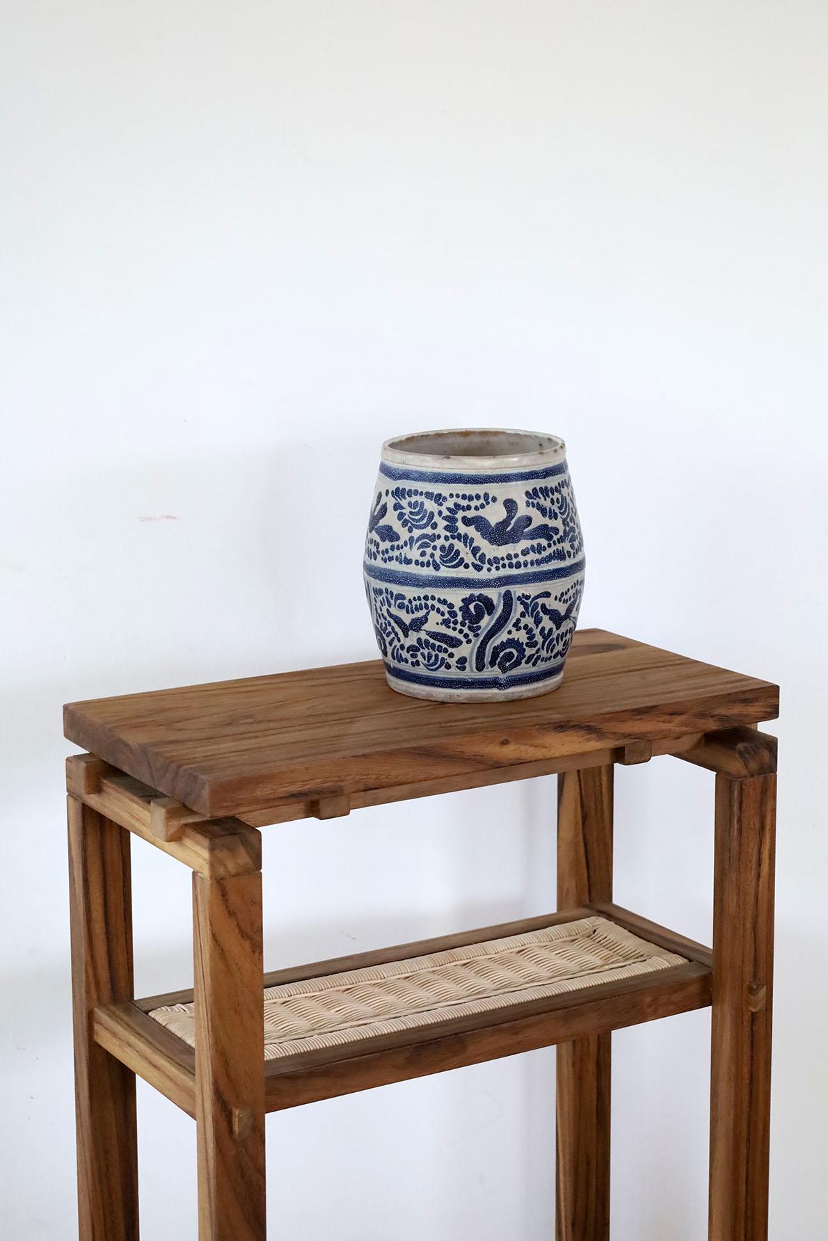 Contemporary Xitle Console Table For Sale