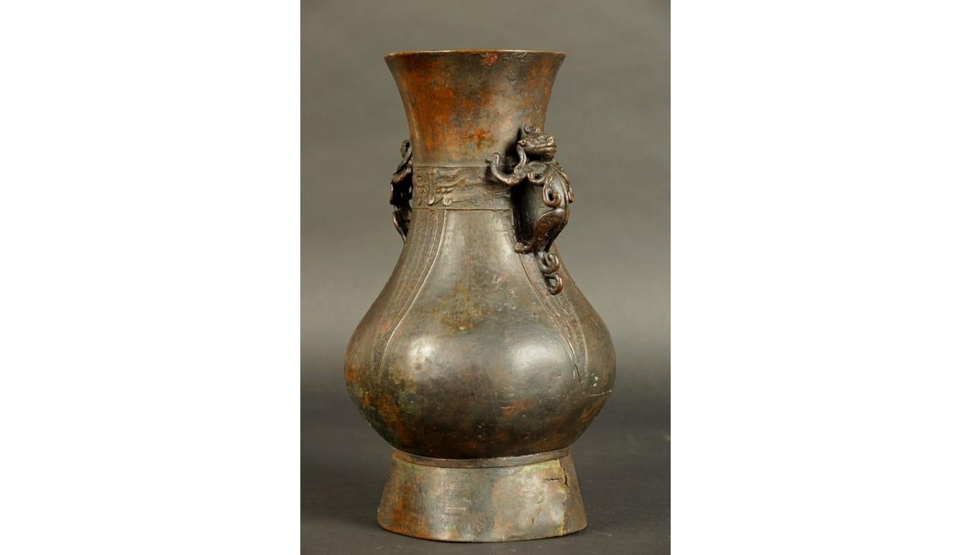 ming dynasty bronze vase