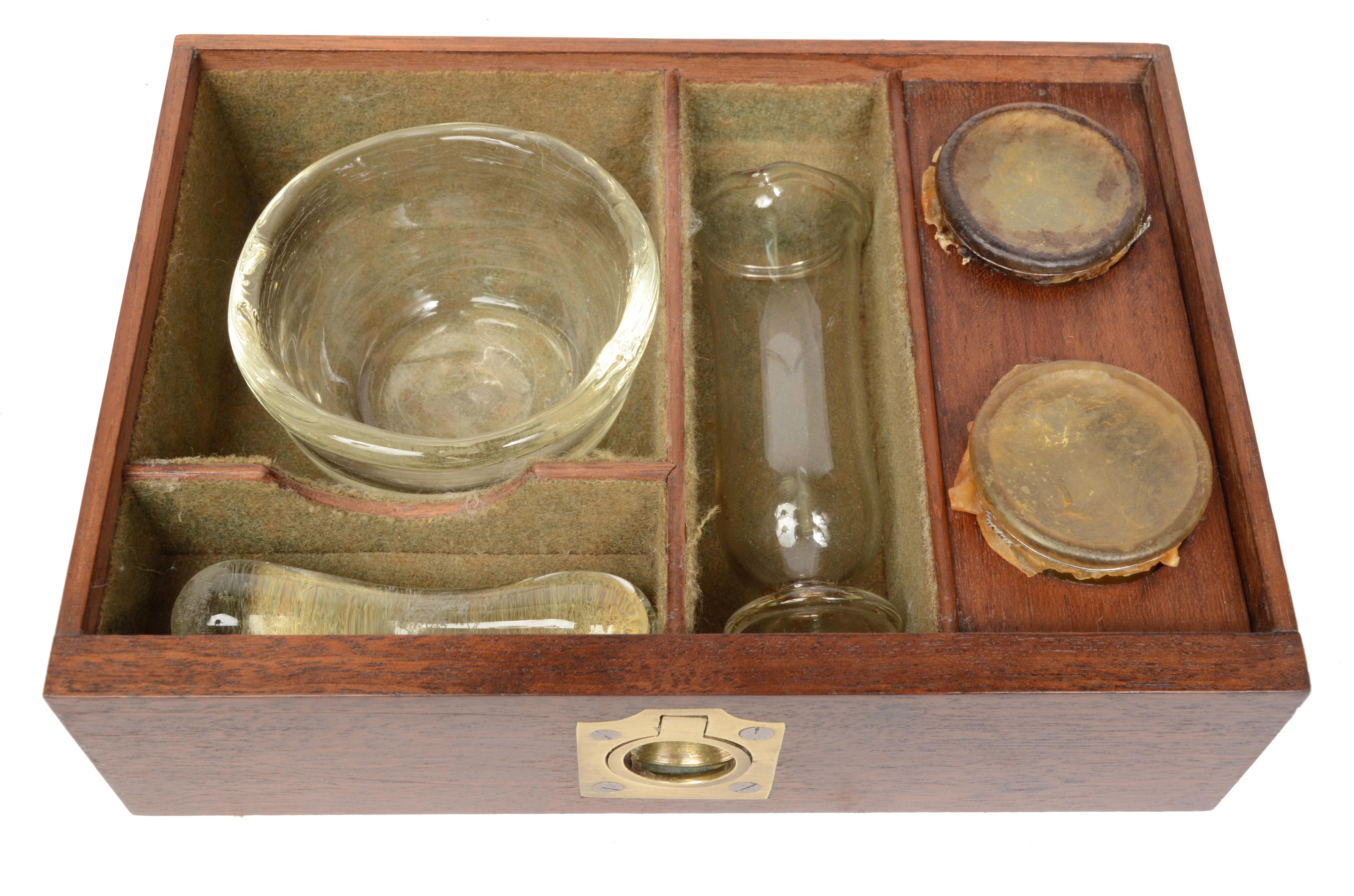 XIX Century English Apothecary Set Cabinet Medicines & Perfumery J Hexam Chymist For Sale 2
