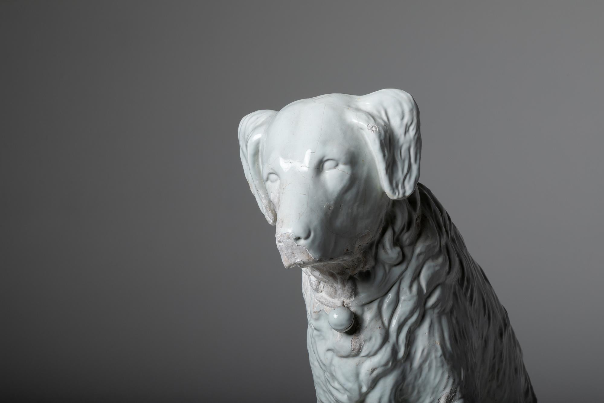 Scultura del XIX secolo di Terranova e Labrador (Ceramica Devezas) In condizioni buone in vendita a Lisboa, PT