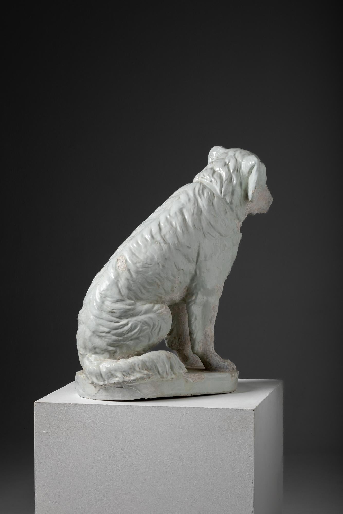 Porcellana Scultura del XIX secolo di Terranova e Labrador (Ceramica Devezas) in vendita