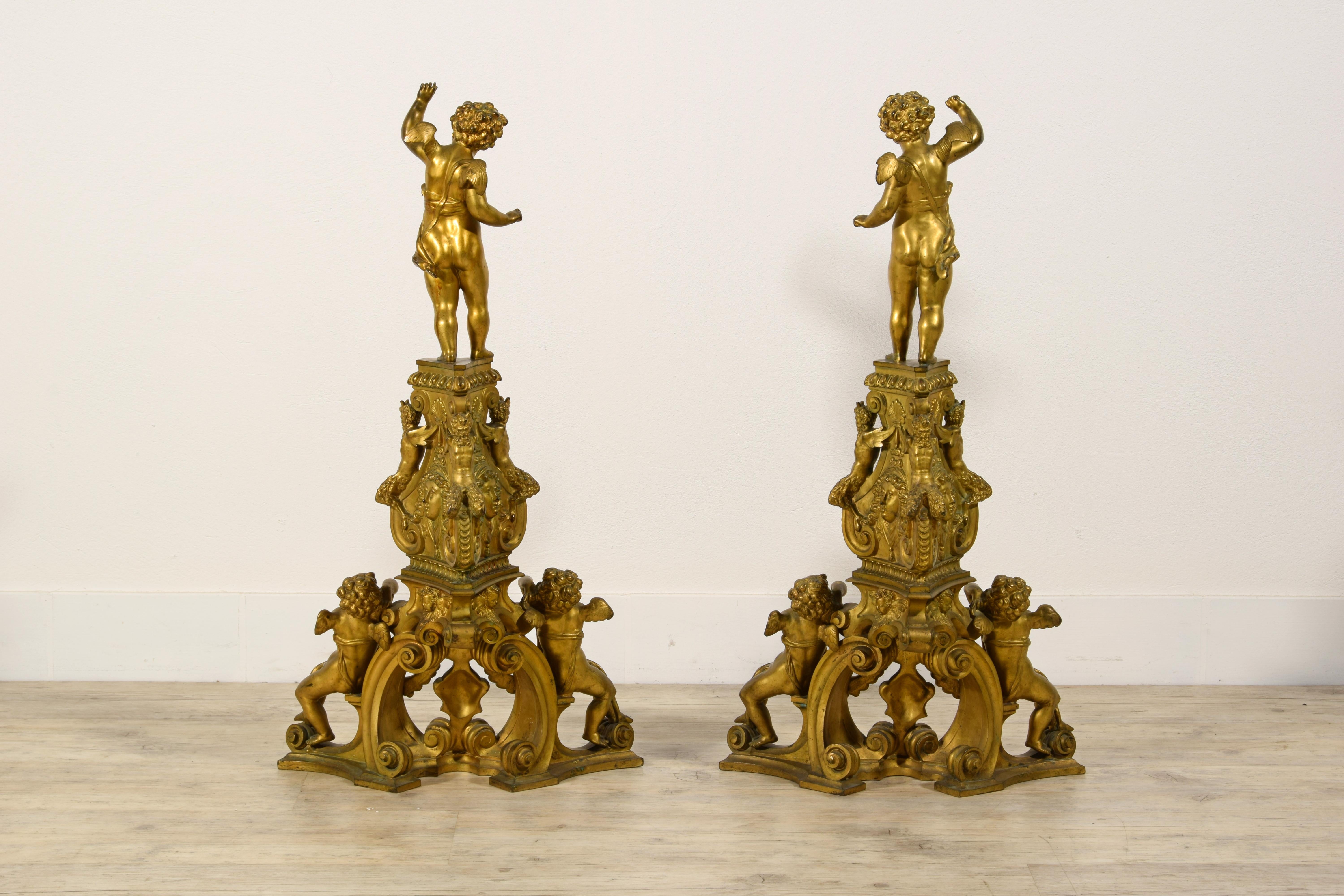 XIX Century, Pair of Venetian Gilt Bronze Fireplace Chenets in Baroque Style For Sale 1