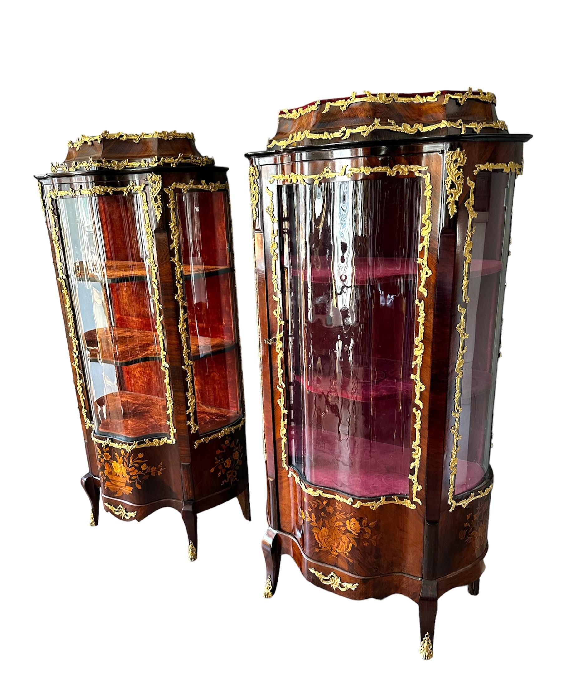 19th Century, Napoleon III, Pair of showcases with bronzes In Good Condition For Sale In PALERMO, IT