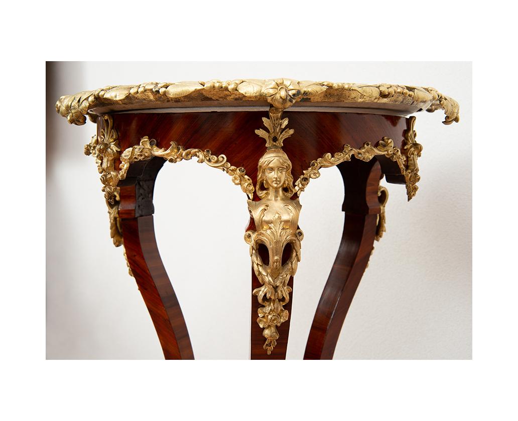 XIXe siècle, Napoléon III, Table basse en bois exotique avec plateau en marbre jaspé  Bon état - En vente à PALERMO, IT