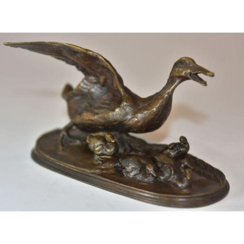 Cane with its 6 animal bronze ducklings by PJ Mêne. XIXth century. Brown patina. Number 33 on the terrace dimension 15 cm in length for 9 cm in height and 7 cm in depth.

Additional information:
Material: bronze
Artist: Pierre-Jules Mene