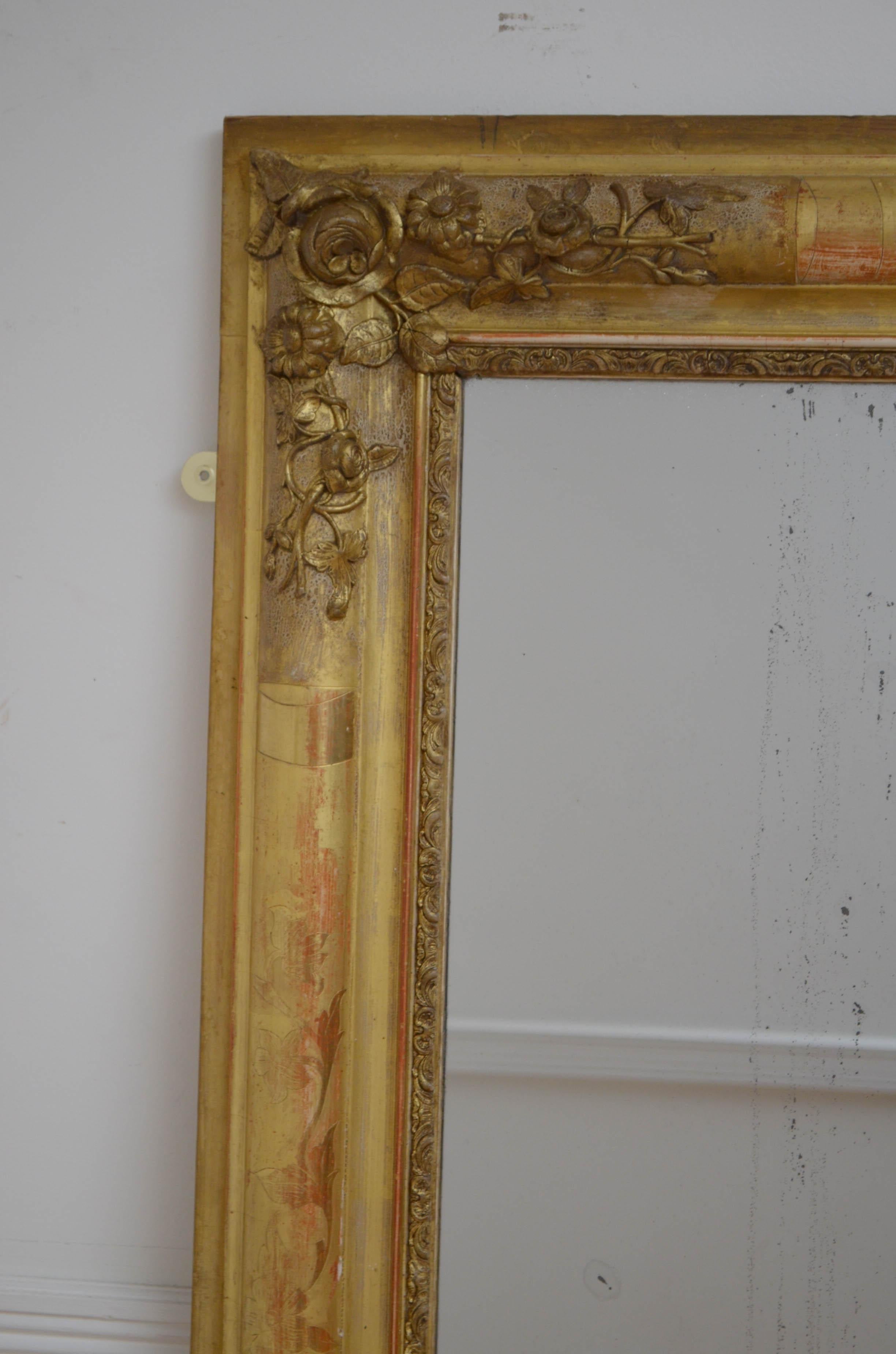 Wandspiegel aus vergoldetem Holz, XIX. Jahrhundert (Vergoldetes Holz) im Angebot
