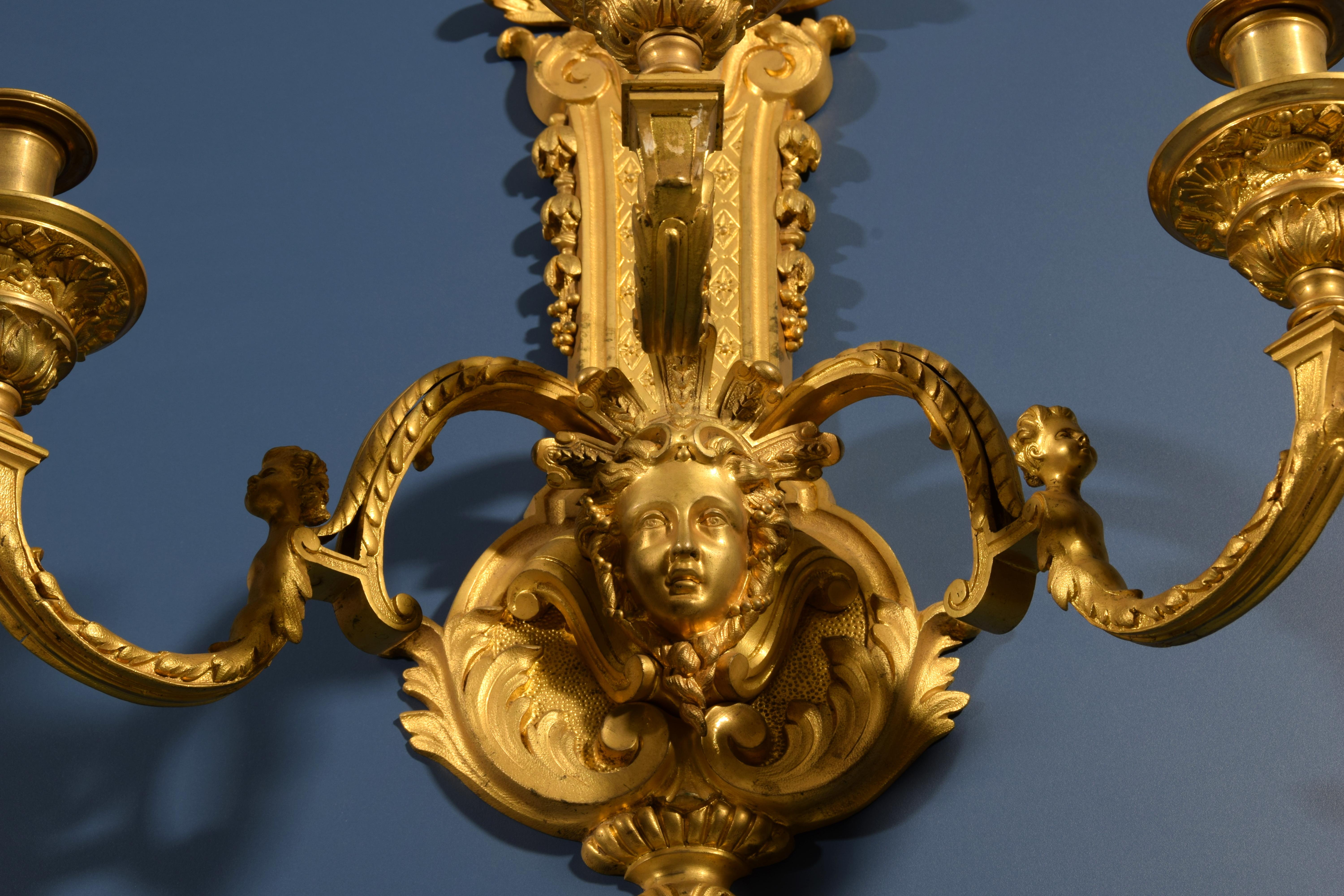 XIXth Century, Pair of French Gilt Bronze Regency Style Sconces For Sale 7
