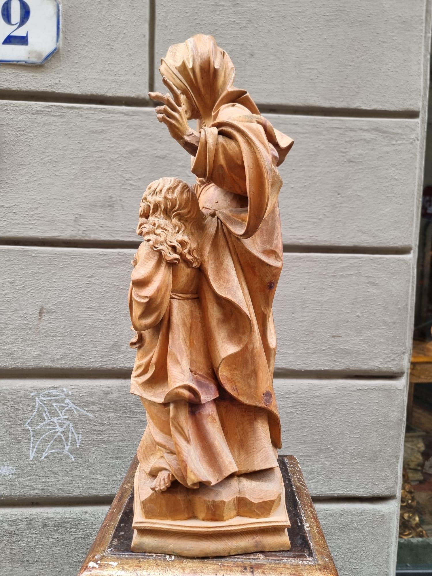 XIXth centuty Wooden Sculpture Depicting Saint Anne And Mary For Sale 2