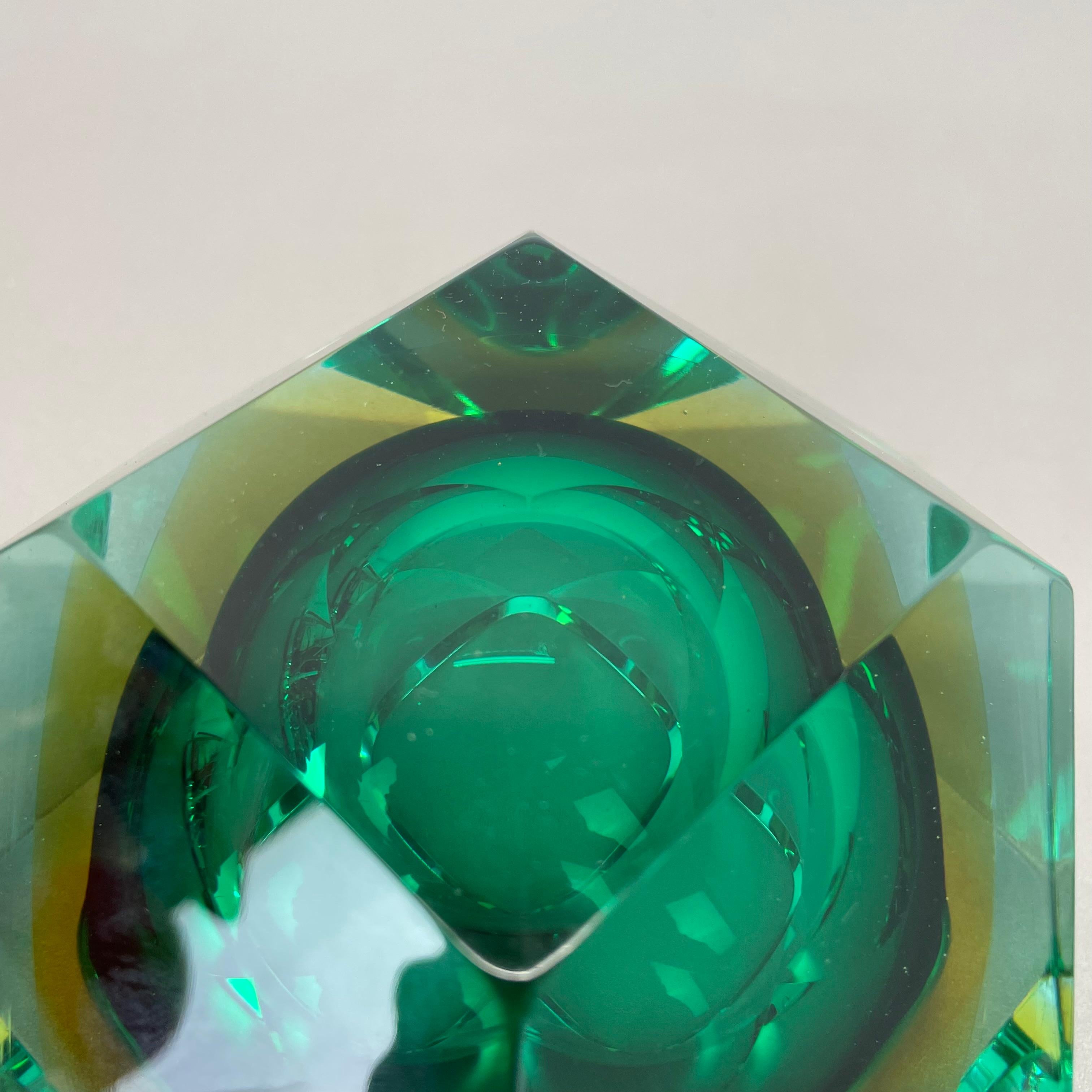 XL 1,6 kg Murano Glass Sommerso Aschenbecher von Luigi Mandruzzato, Italien, 1970er Jahre im Angebot 9