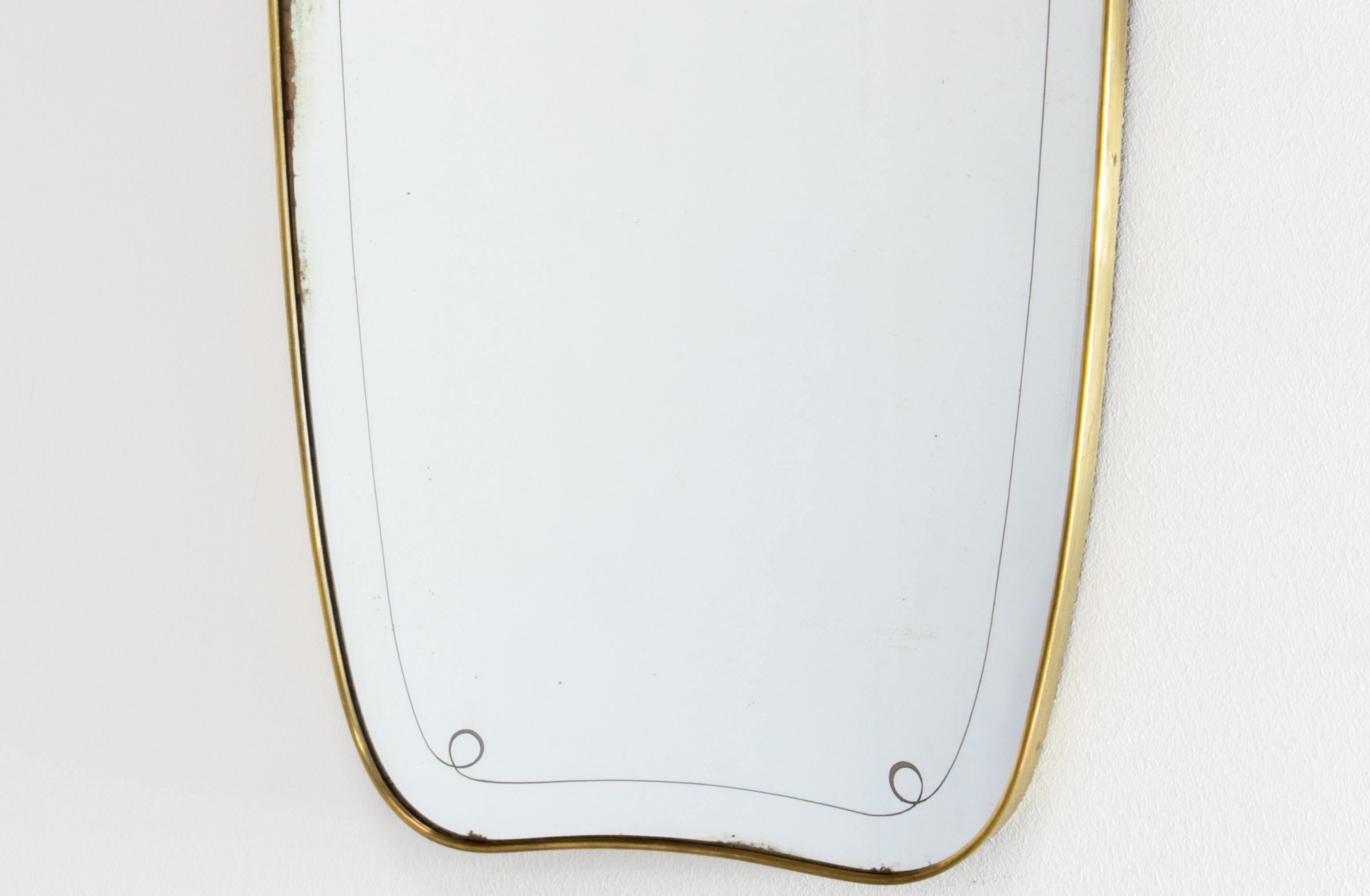 Espejo de pared XL de latón italiano de mediados de siglo de la era Gio Ponti de los años 50 en venta 4