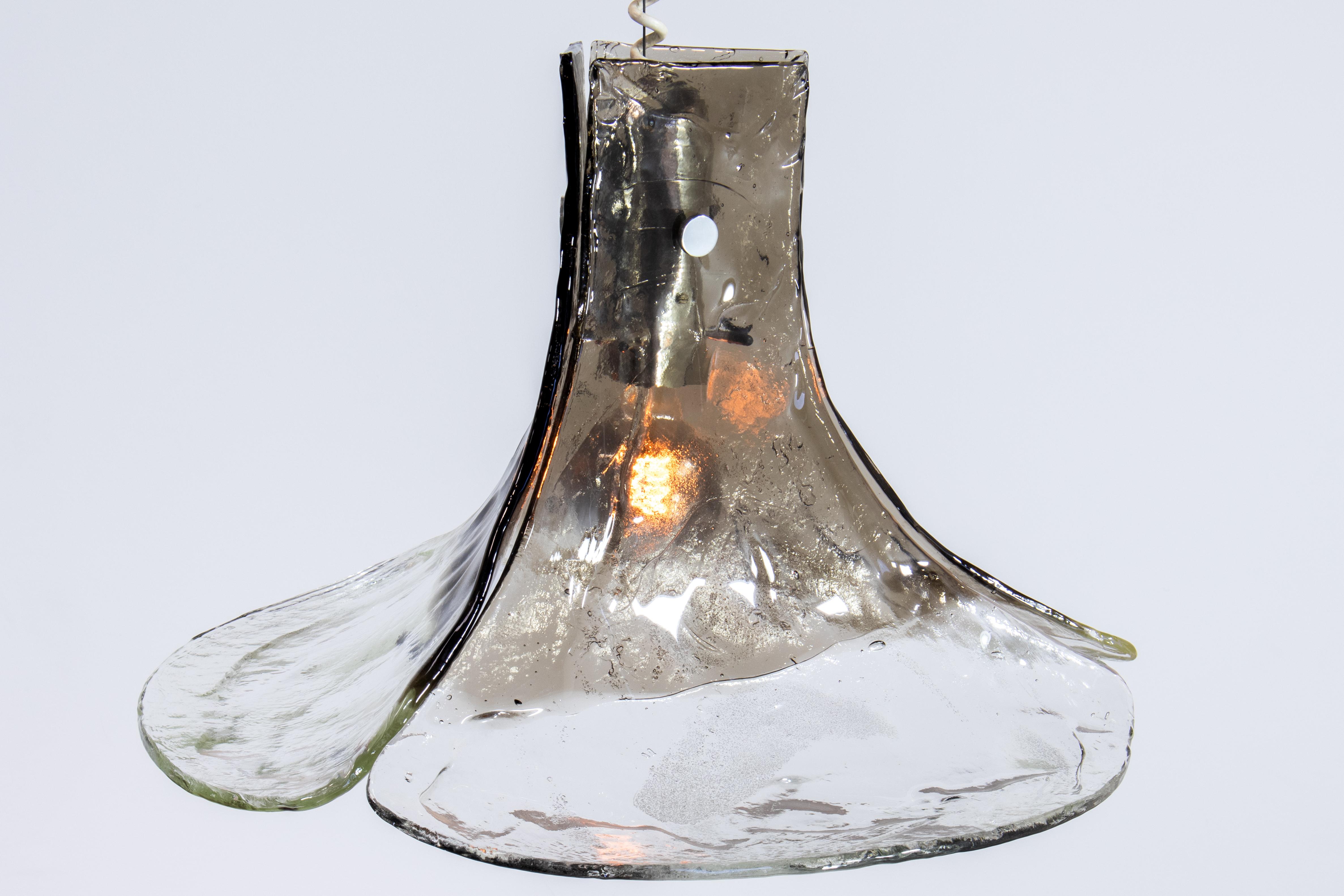 Vetro di Murano Lampada a sospensione XL 1970 in vetro di Murano Tulipano di Carlo Nason per Mazzega in vendita