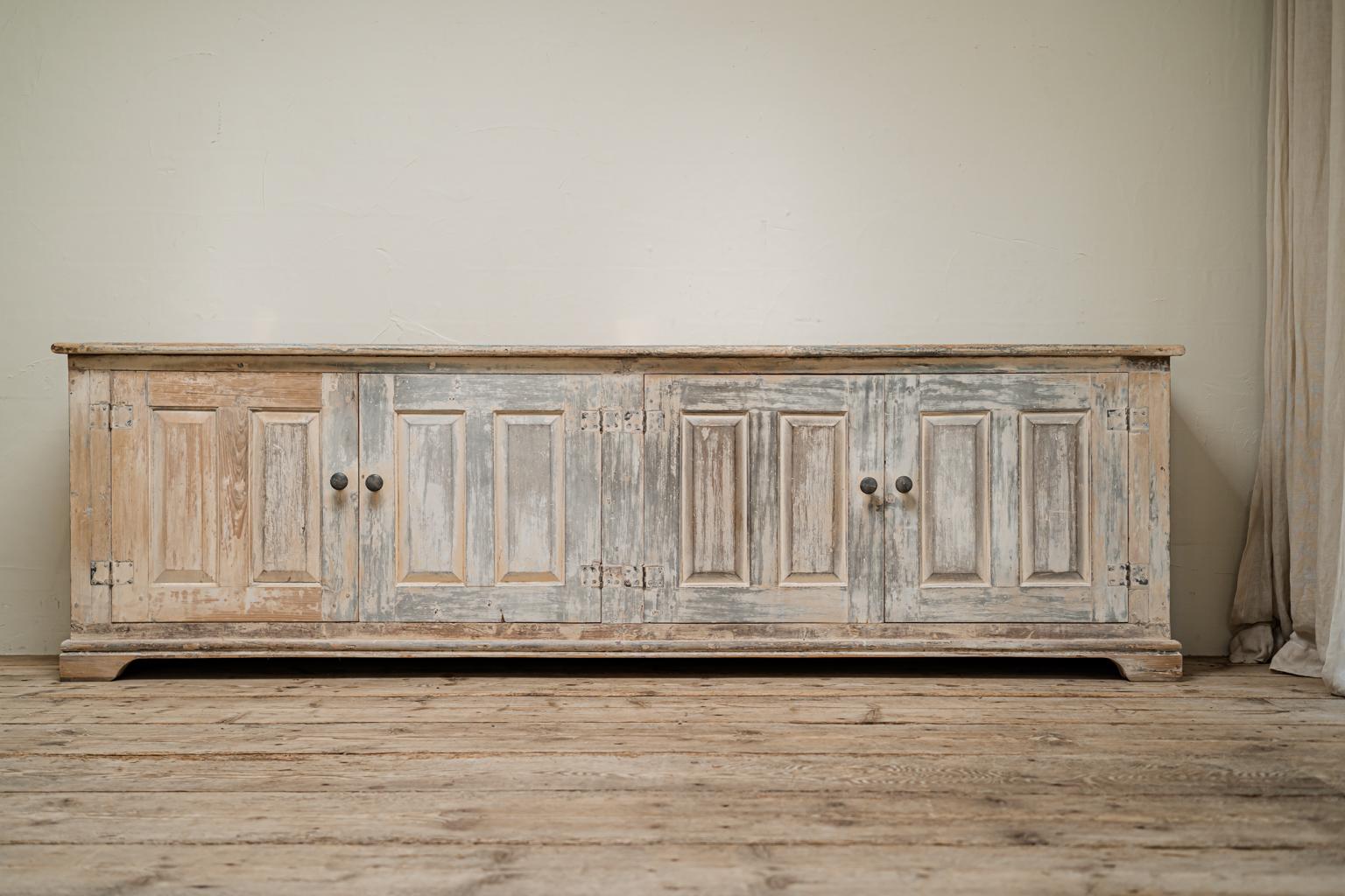 lovely size this xl dresser base, great patina, functional and smart, will work in a modern or a classic interior.
