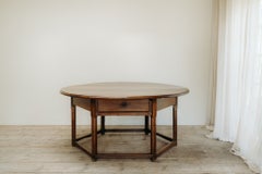 xl Mesa auxiliar española de madera de frutal del siglo XIX