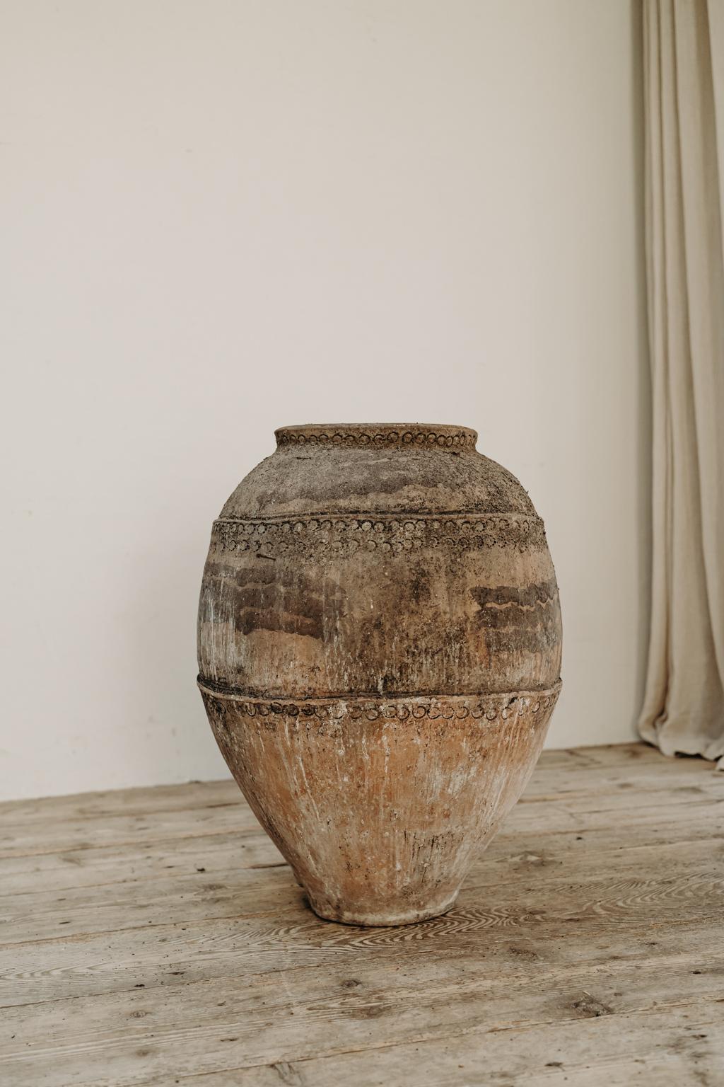 XL 19th Century Spanish Terra Cotta Jars In Good Condition In Brecht, BE