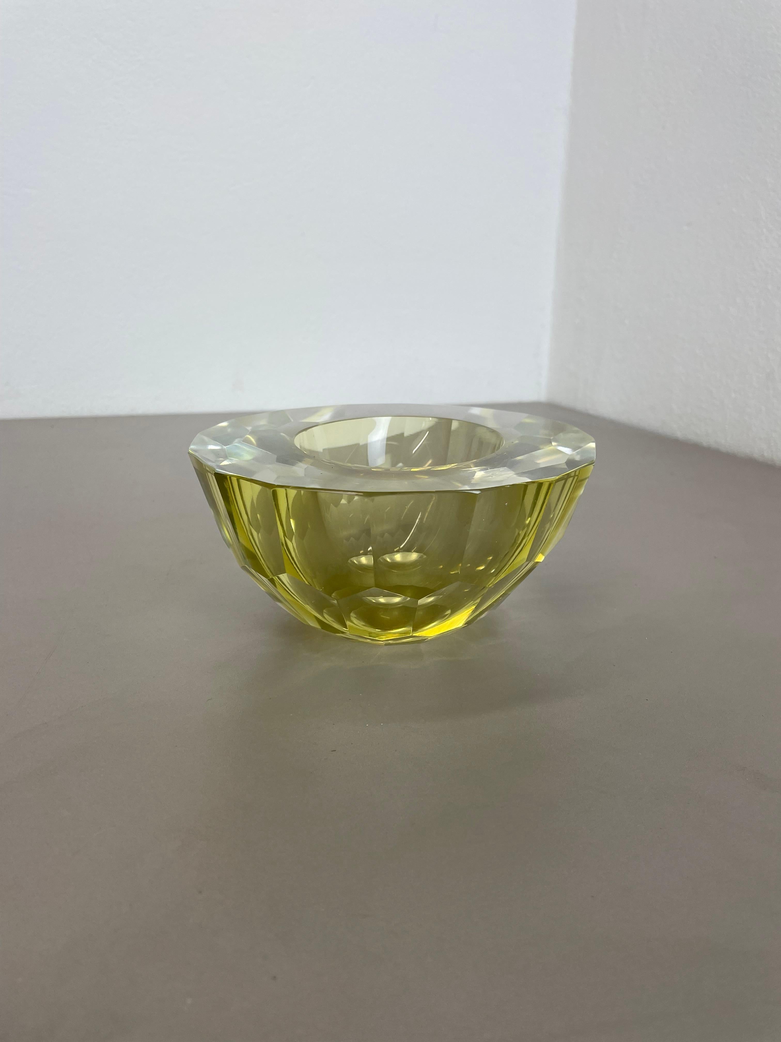 XL 2.4kg Murano Glass Sommerso yellow DIAMOND Bowl Flavio Poli, Italie, 1970 en vente 9