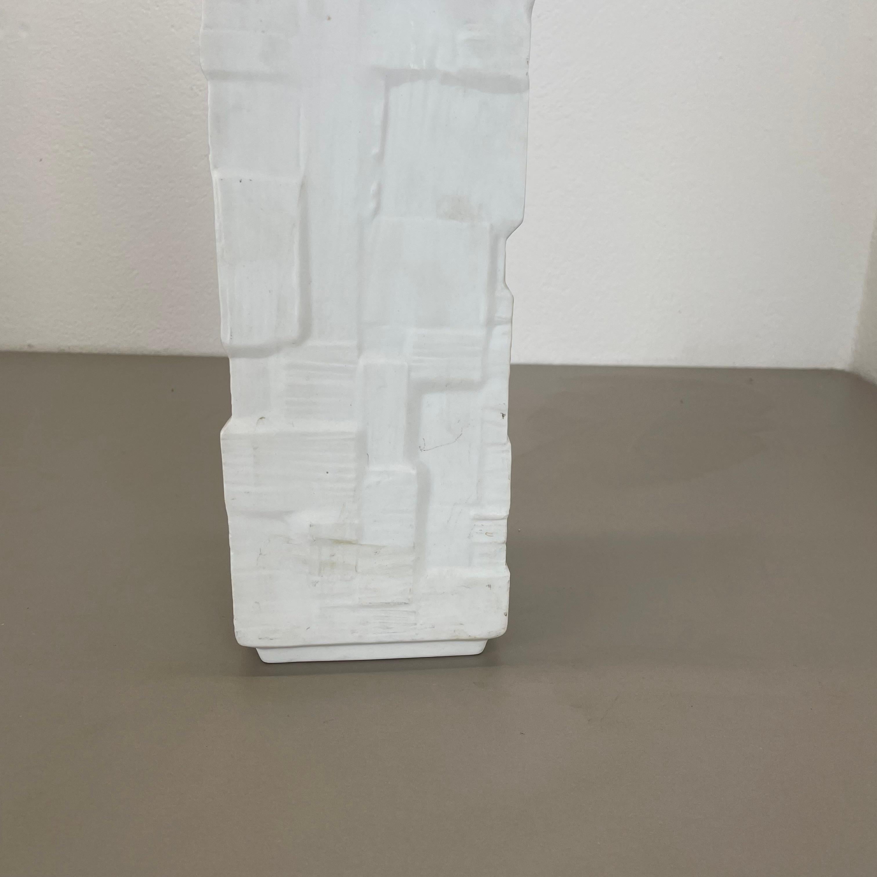 xl 32cm Op Art Vase Porcelain German Vase by Heinrich Ceramics, Germany 1970s For Sale 6