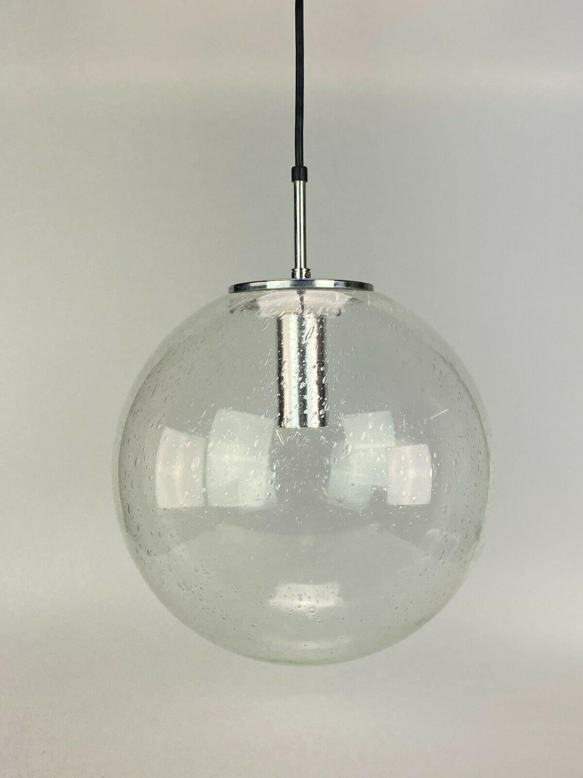 XL 60s 70s Lamp light ceiling lamp Limburg spherical lamp Ball Design 60s

Object: ceiling lamp

Manufacturer: Glashütte Limburg Model 