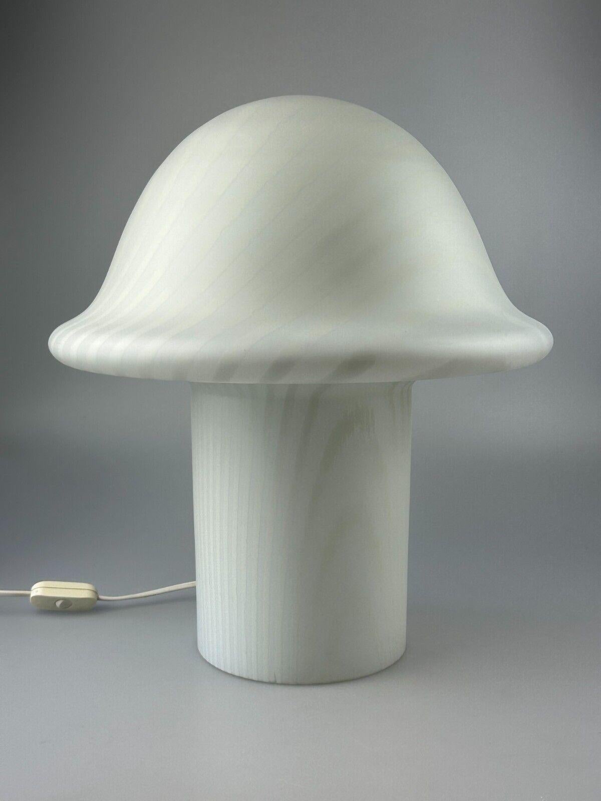 Vetro XL anni '60-'70 Peill & Putzler Germania Lampada da tavolo in vetro a fungo A Space Age in vendita