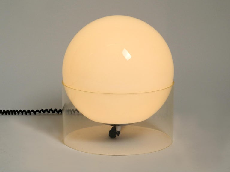 XL 60s Space Age Table or Floor Lamp Made of Plexiglas and Glass Globe Shade For Sale 9