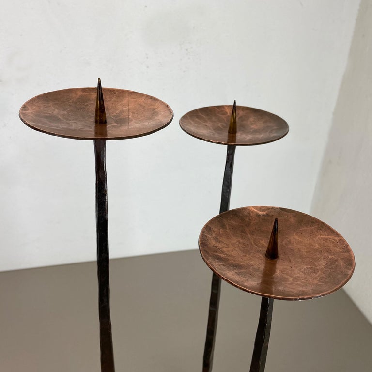 XL Modernist Sculptural Brutalist Copper floor Candleholder, Austria, 1950s For Sale 6