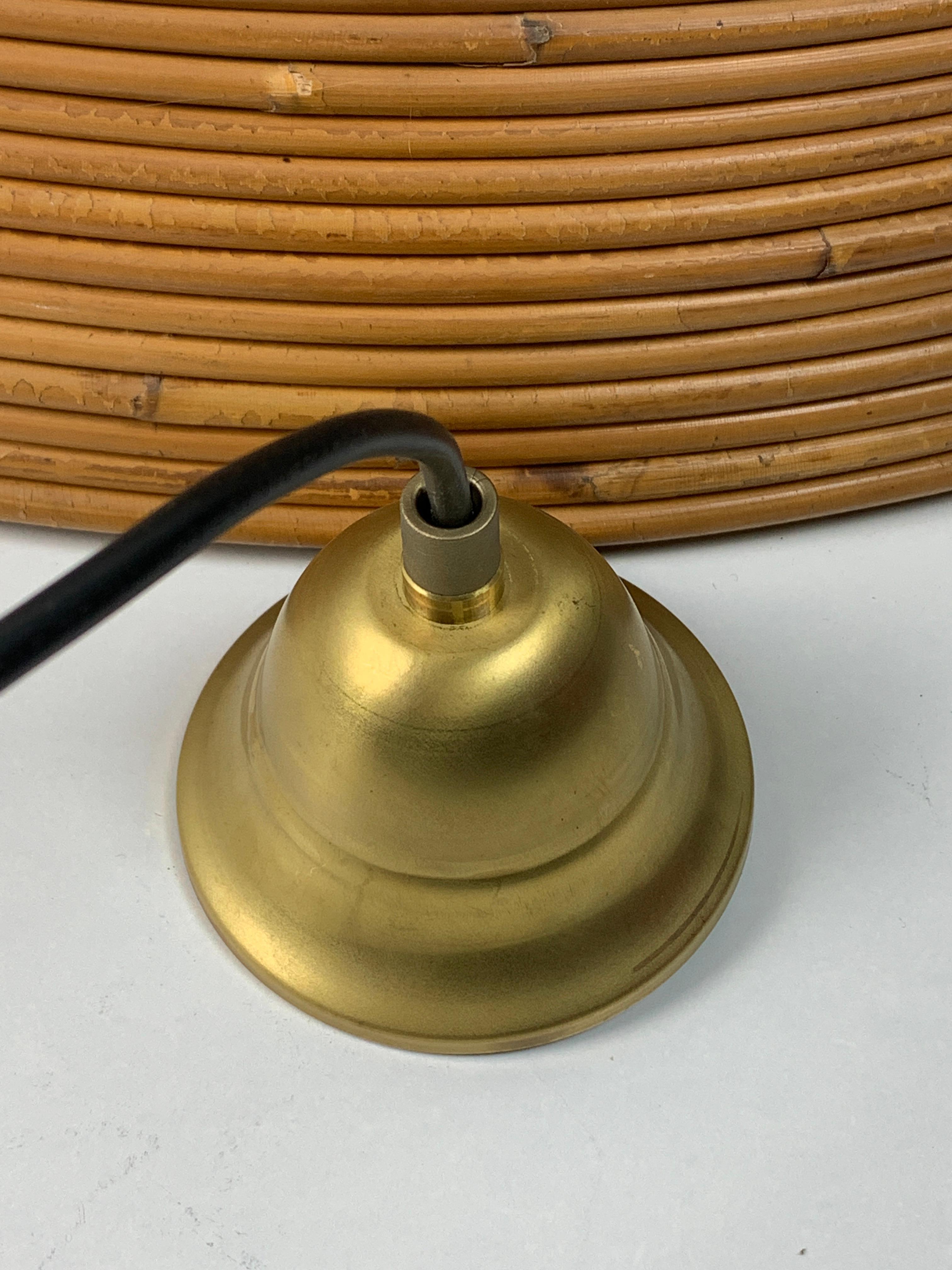 Brass XL ( 71 cm ) pencil reed rattan bamboo and brass pendant hanging lamp, Italy 70s For Sale