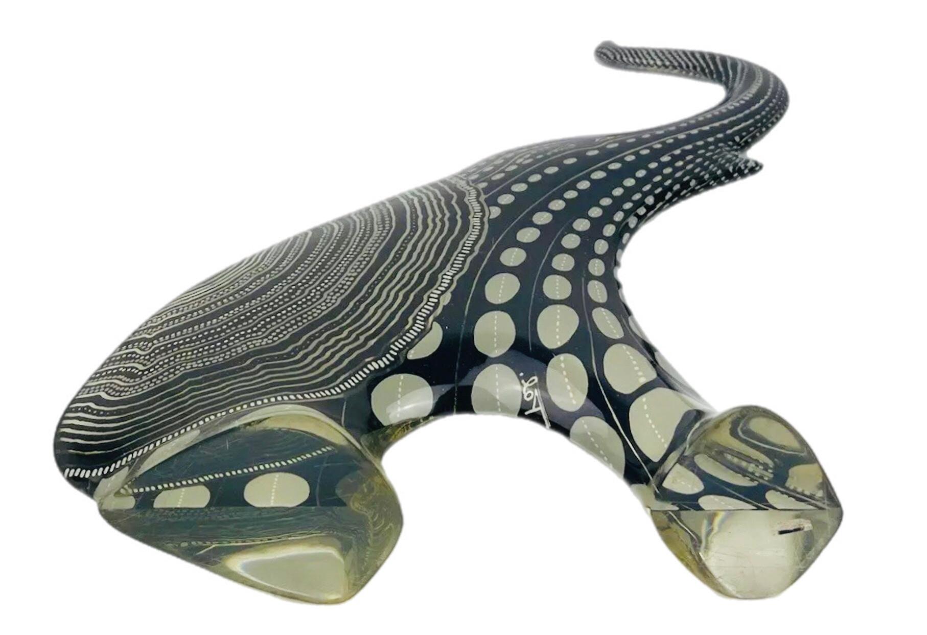 XL Abraham Palatnik Escultura de elefante de lucita moderna de mediados de siglo Figurilla firmada en venta 3