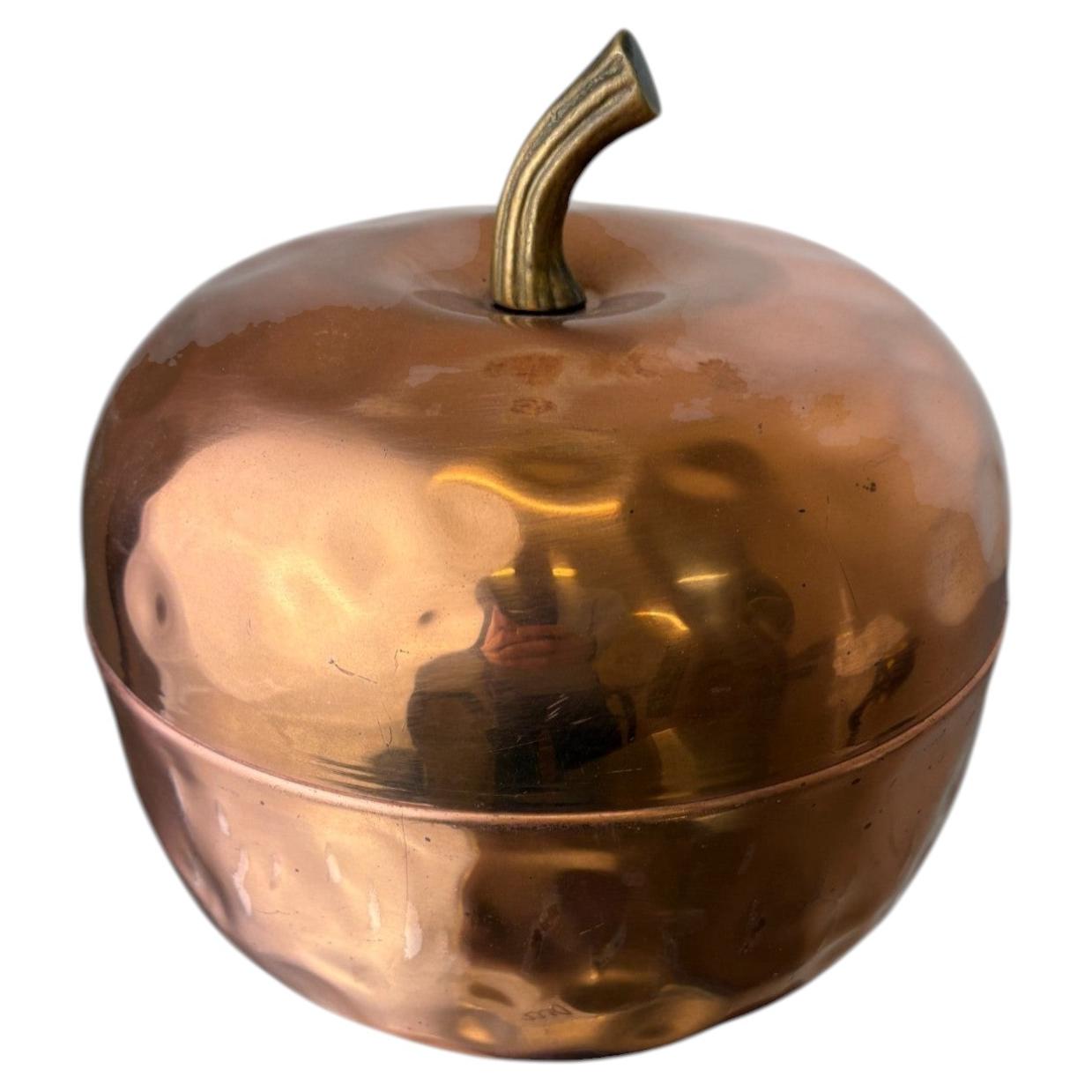 XL Apple shape Ice Bucket in copper, Portugal, 1970s For Sale