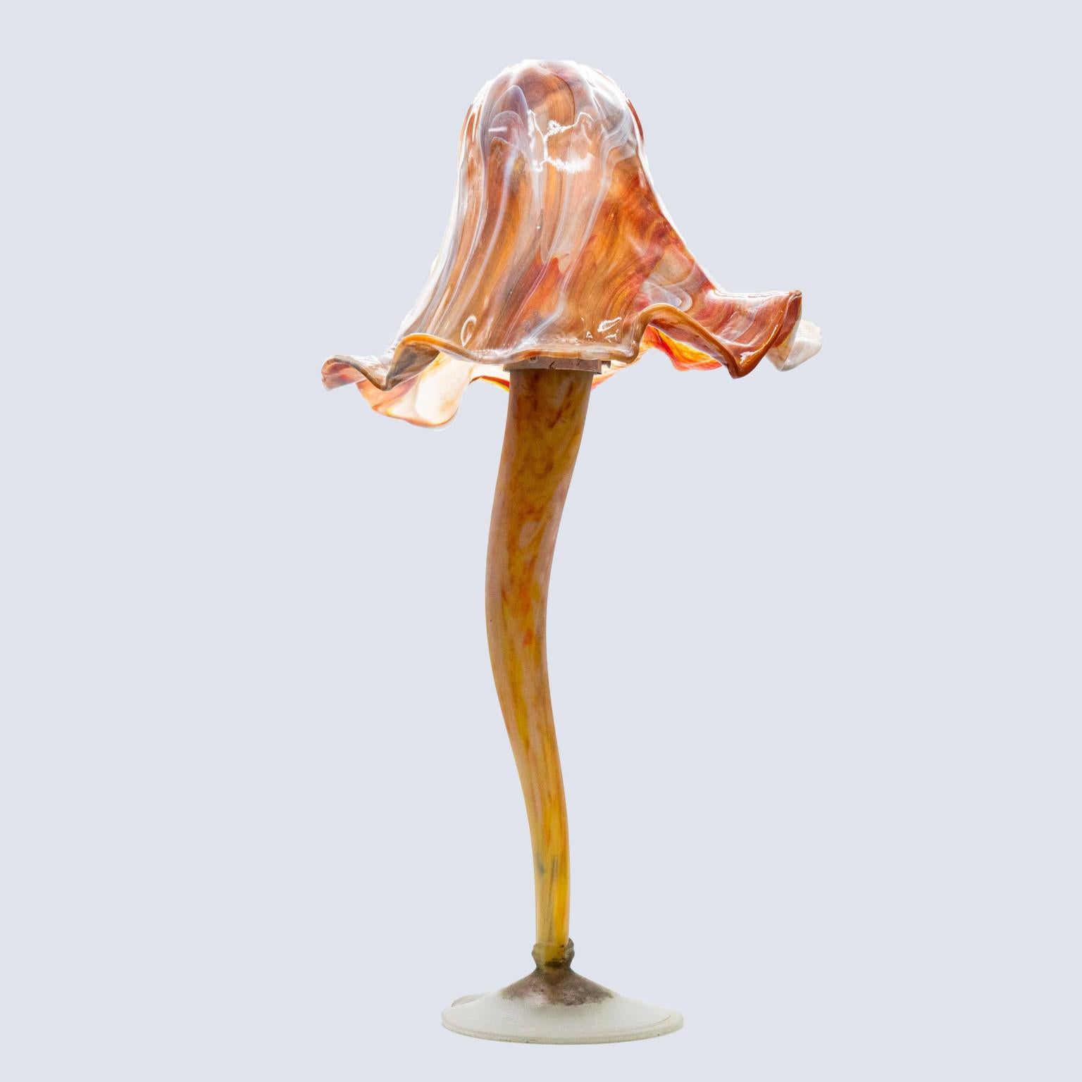 XL Art Nouveau Style Mushroom Murano Hand Blown, Table Lamp, Italy en Bueno estado para la venta en Rijssen, NL