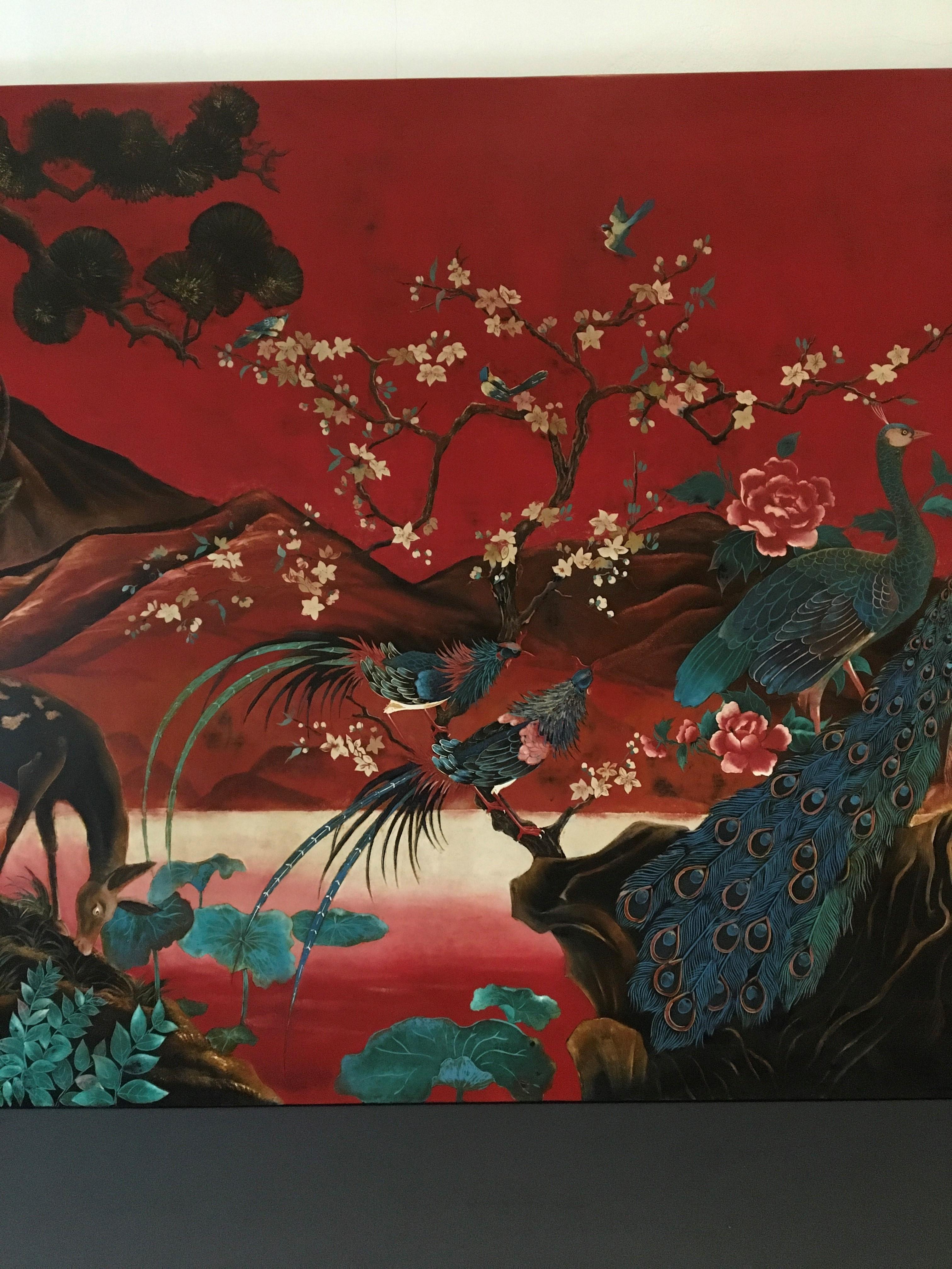Bois Panneau mural asiatique XL avec paon, oiseaux du paradis, grues et cerfs, années 1990 en vente