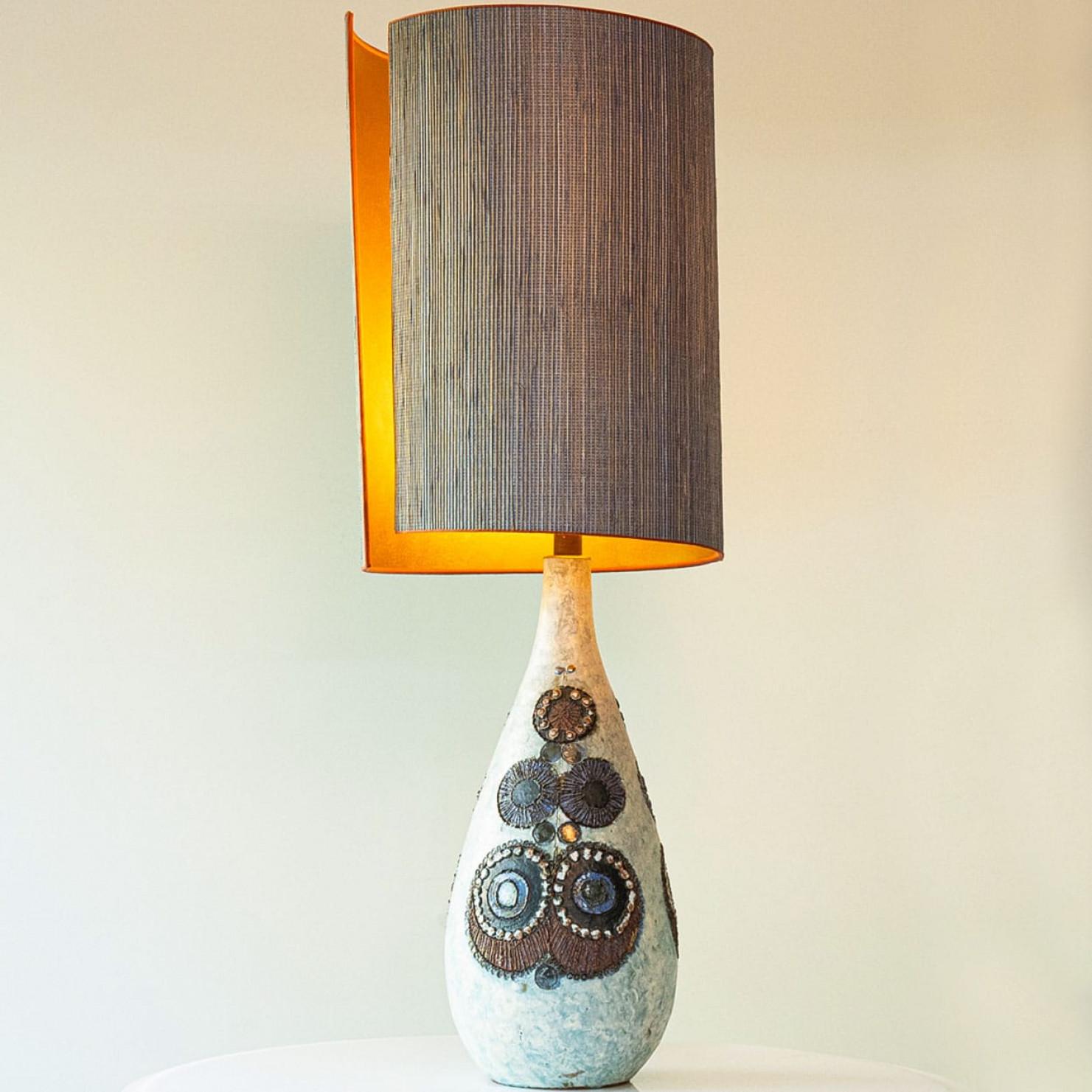 XL Beige Blue Ceramic Floor Table Lamp, New Lampshade by R. Houben, 1970 en vente 1