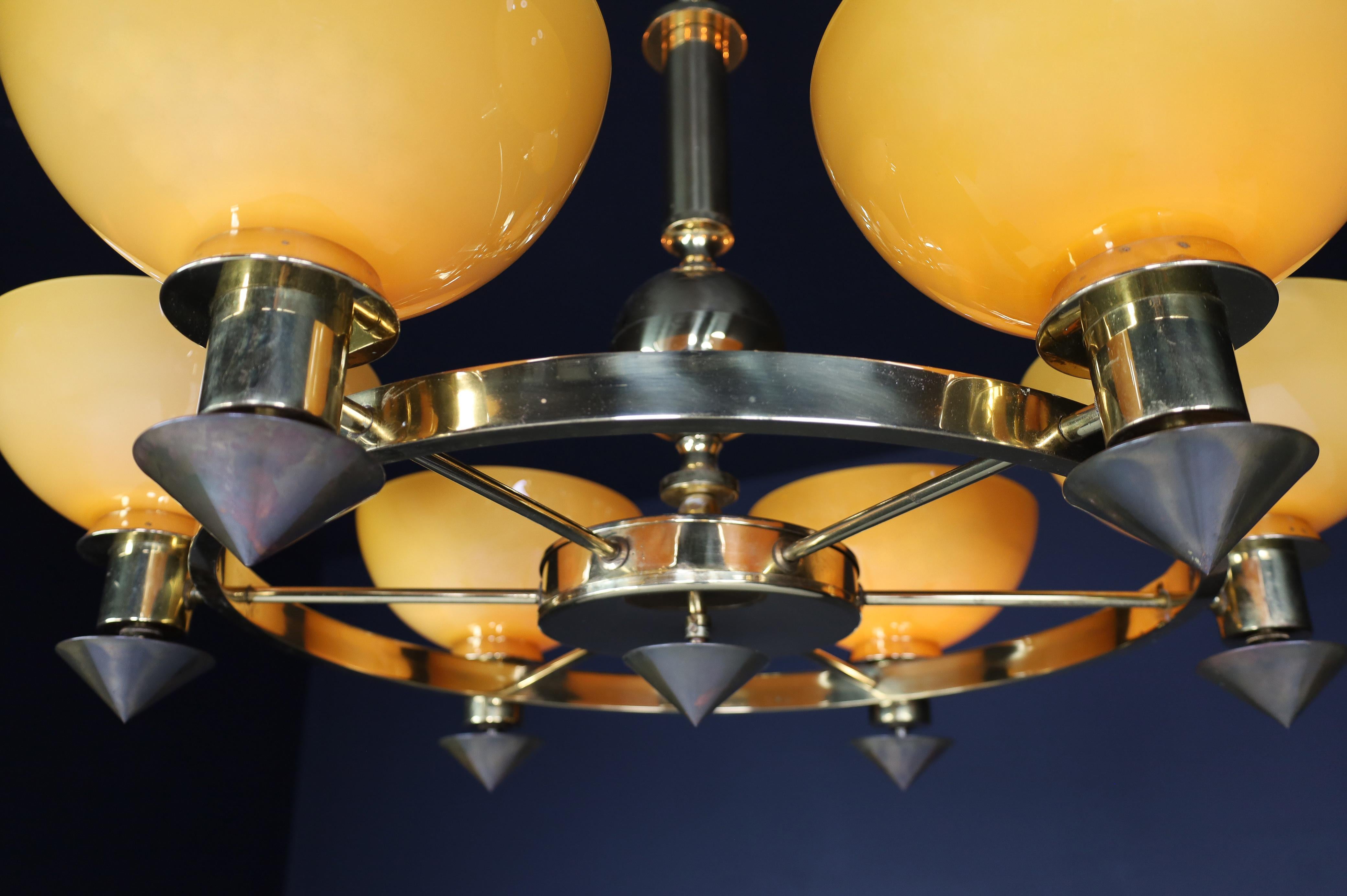 Candelabros XL de latón y cristal opalino ámbar/oro, Italia, años 70 (2 Disponibles) en venta 6
