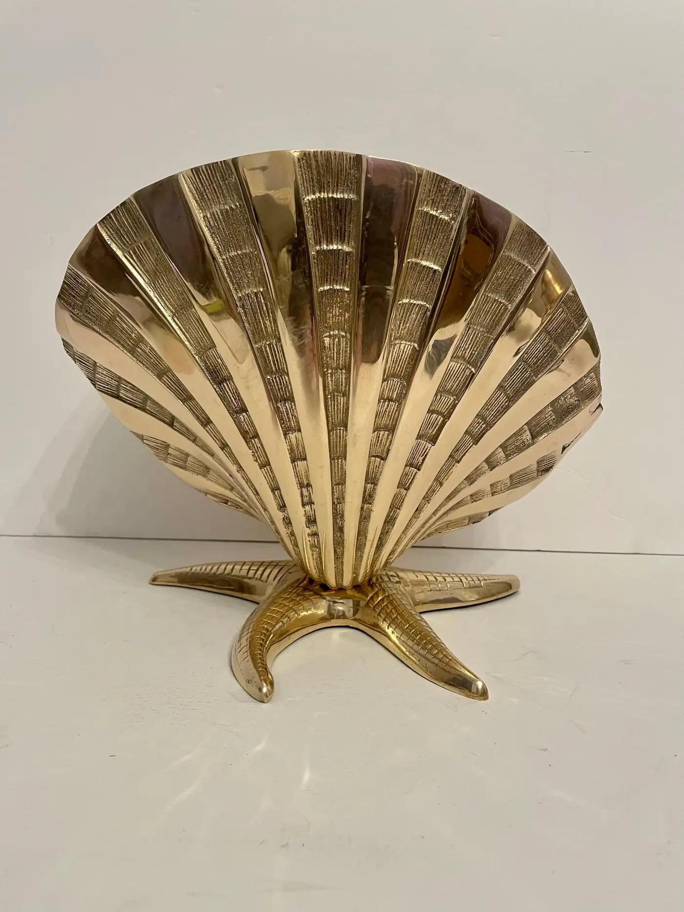 Sculpture de jardinière nautique XL en laiton sur socle en forme d'étoile de mer en vente 5