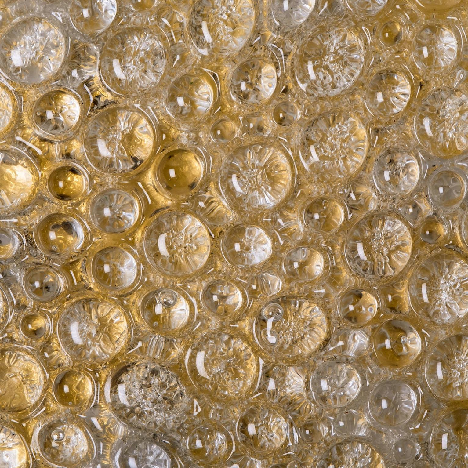 Laiton XL Montures affleurantes ou appliques en verre soufflé de Murano, 1960 en vente