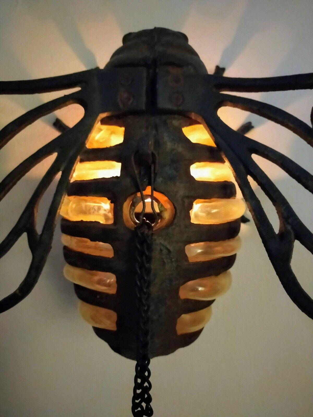 XL c1890 Art Nouveau Iron with Art Glass Bumble Bee Sculpture/ Table Lamp For Sale 1