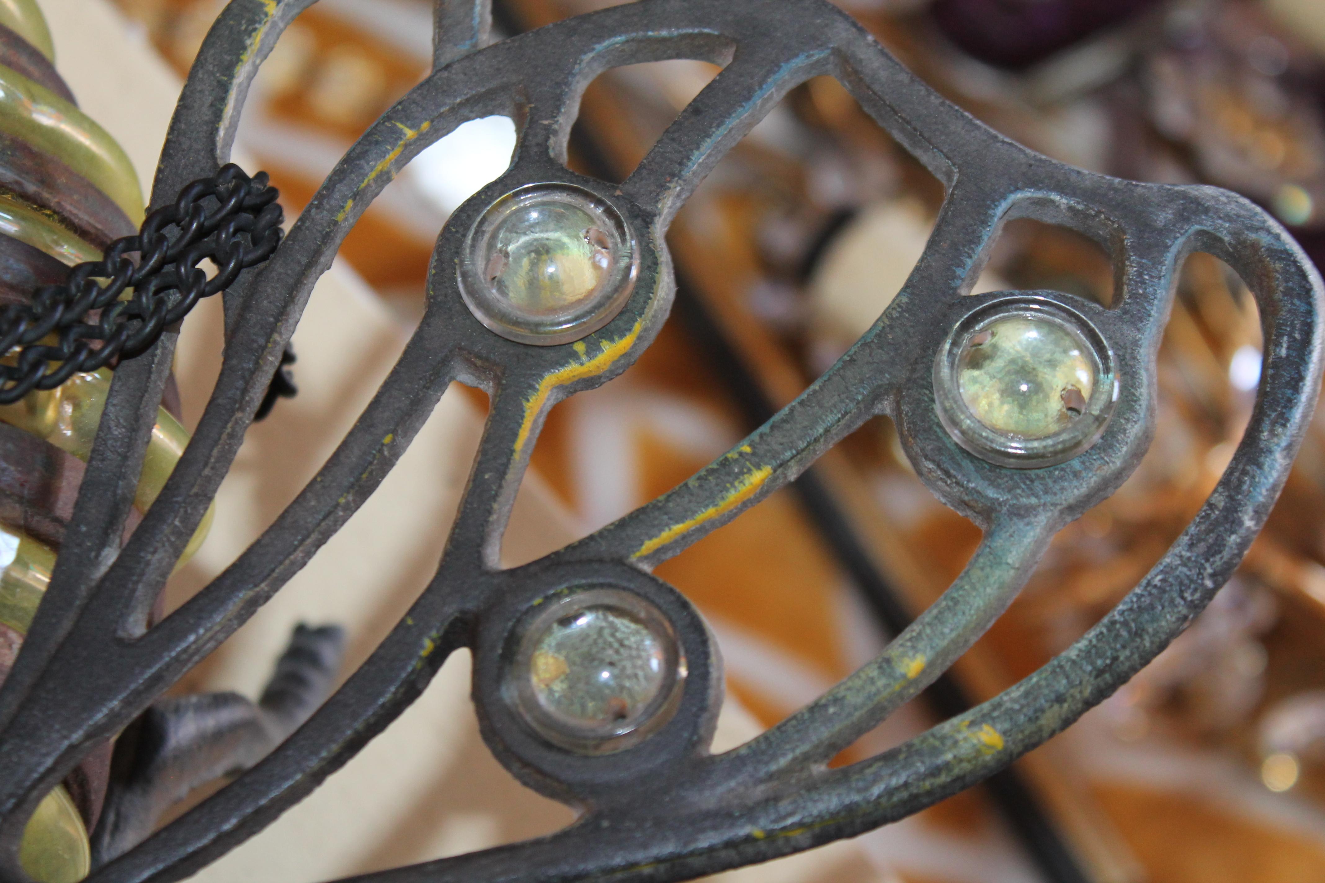 XL c1890 Art Nouveau Iron with Art Glass Bumble Bee Sculpture/ Table Lamp For Sale 3
