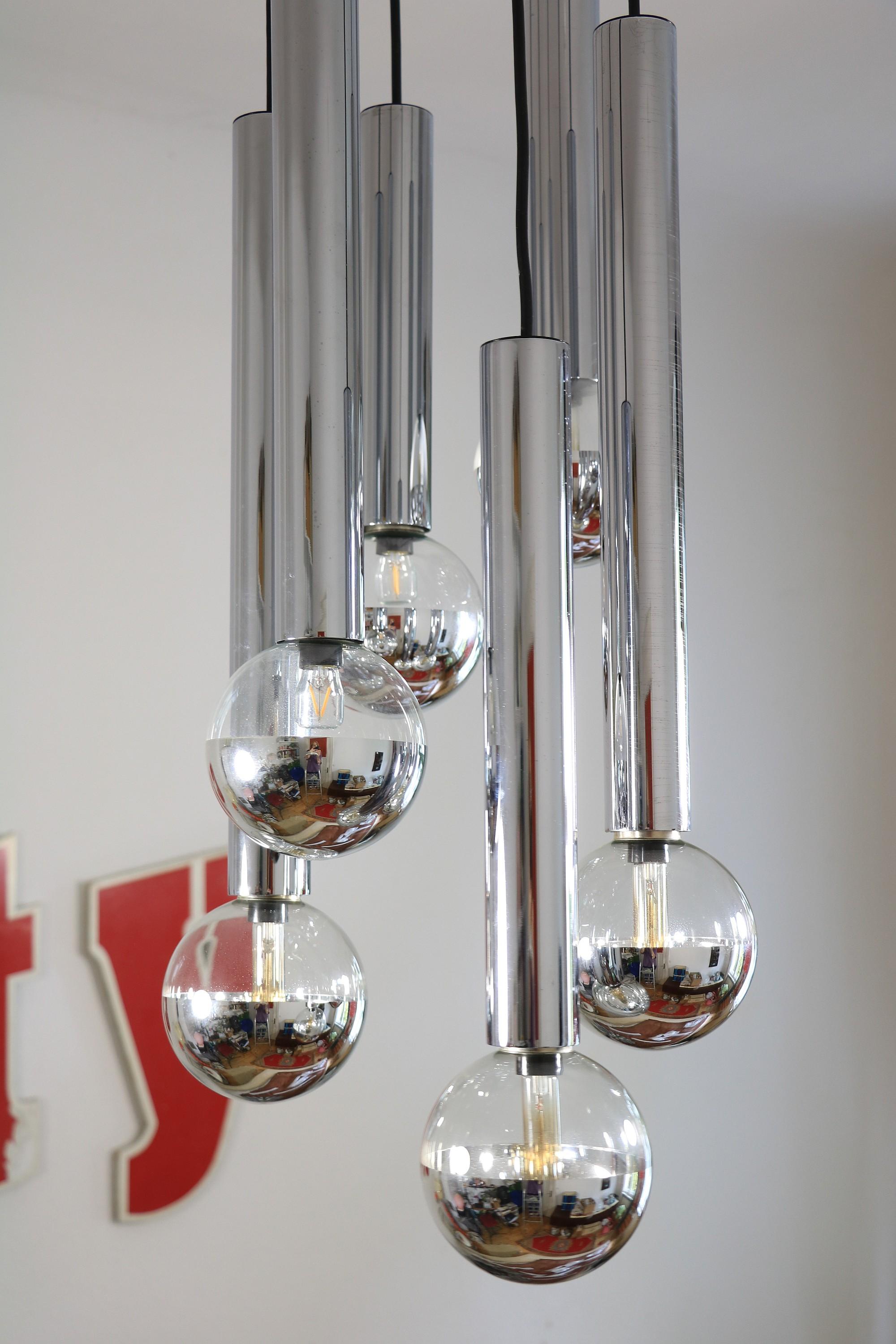 XL Cascade Chandelier by STAFF, Motoko Ishii, 1970s In Good Condition For Sale In Berlin, BE