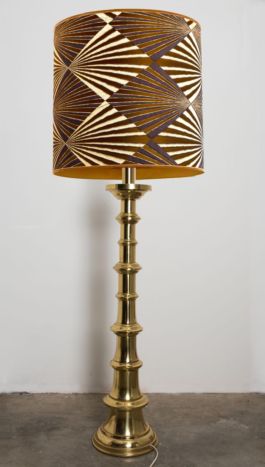 Exceptional ceramic XL bubble floor lamp by Kaiser, Europe, Germany, 1960s. Beautiful sculptural piece handmade ceramic in rich glazed brown tones. With special new custom made  silk lamp shade by Dedar. With warm bronze/gold inner shades,