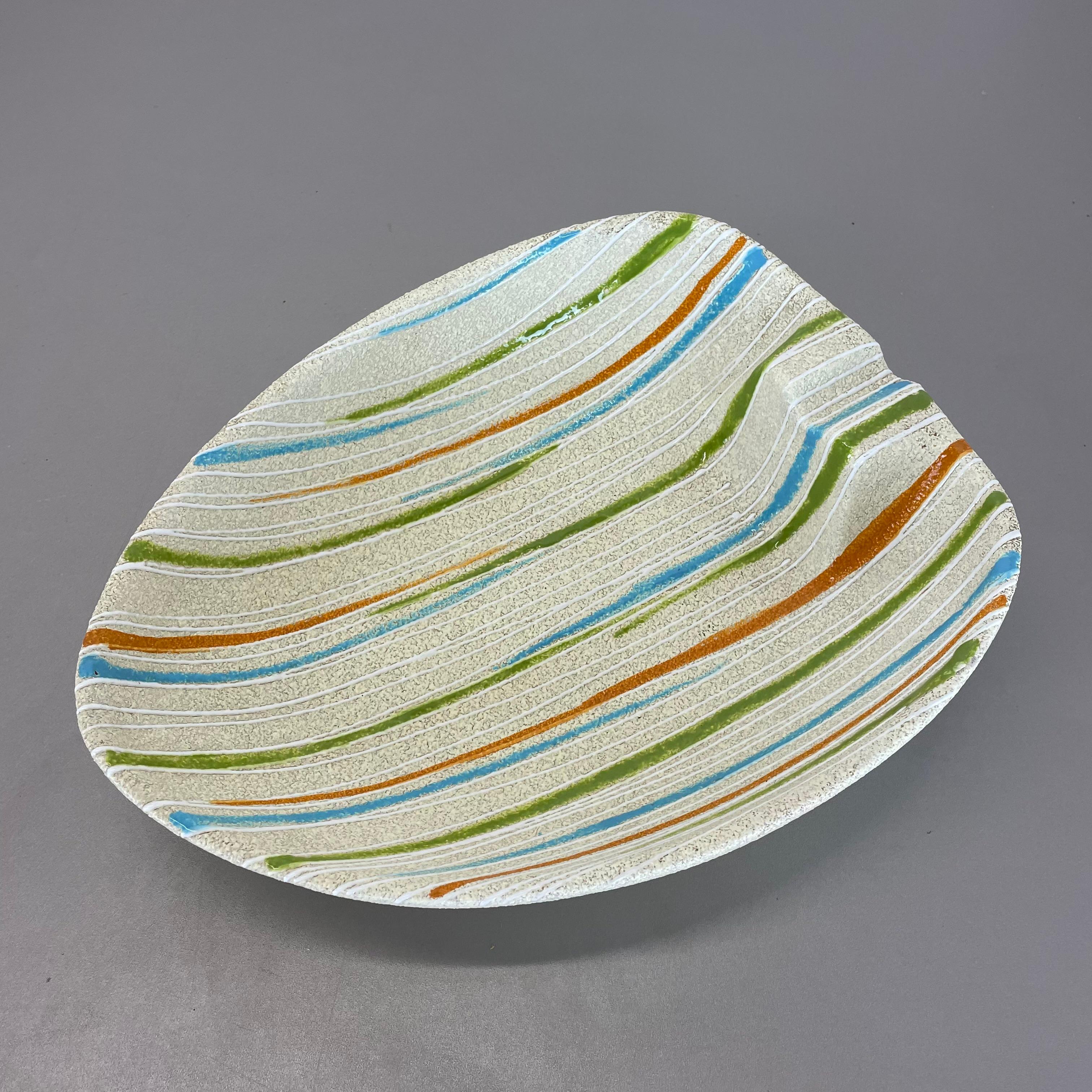 XL Ceramic Pottery Shell Plate 