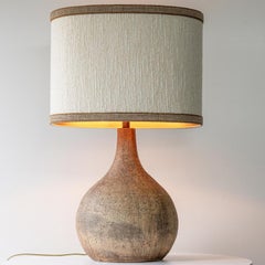 Lampada da terra XL in terracotta, paralume neutro personalizzato di R. Houben