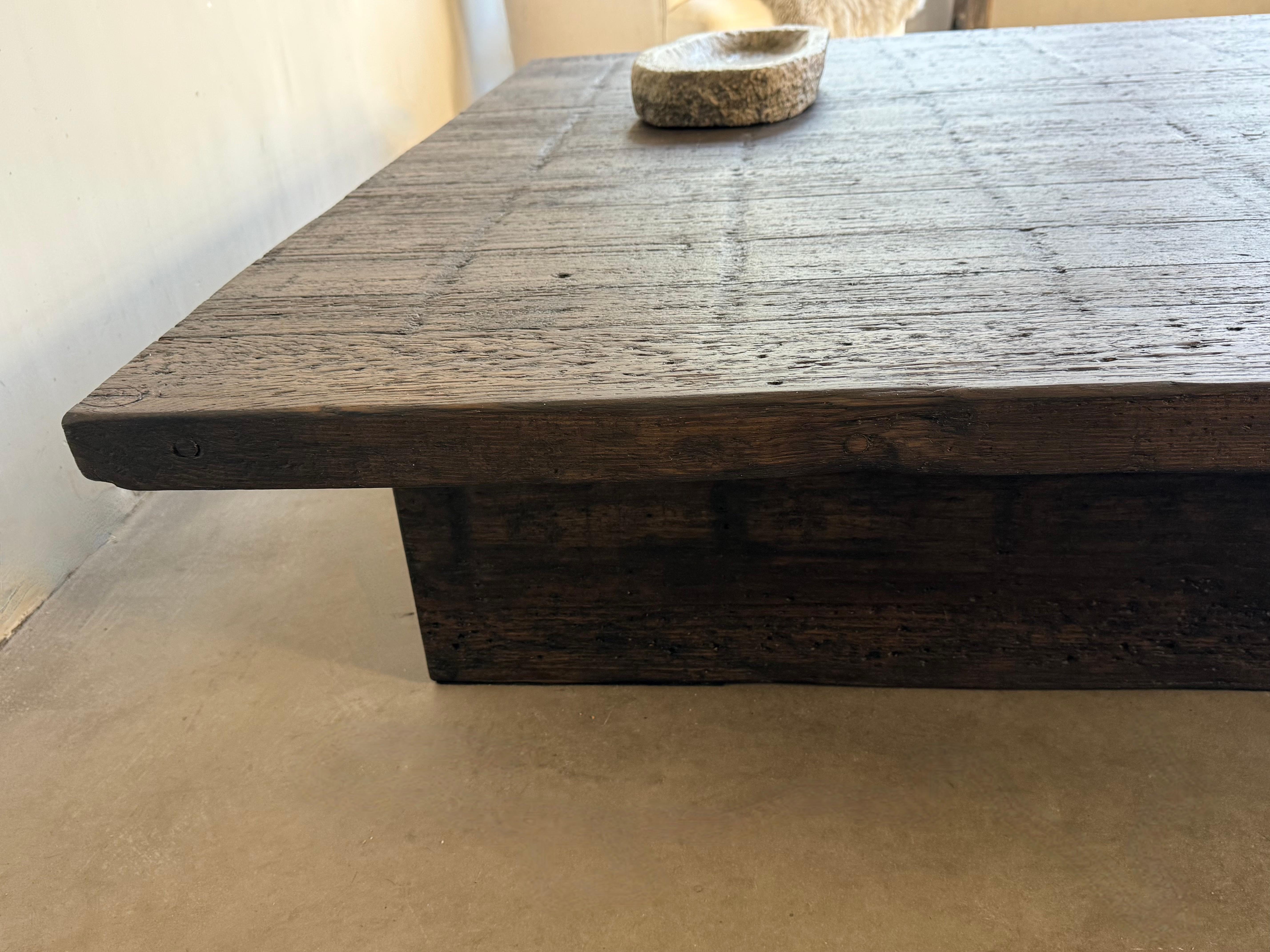 XL Coffee Table in Antique Lariks For Sale 1